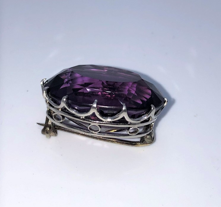 Amethyst Faceted Cut Brooch, Set with an oval Amethyst Cabochon, Measuring approximately 20mm, - Image 2 of 5
