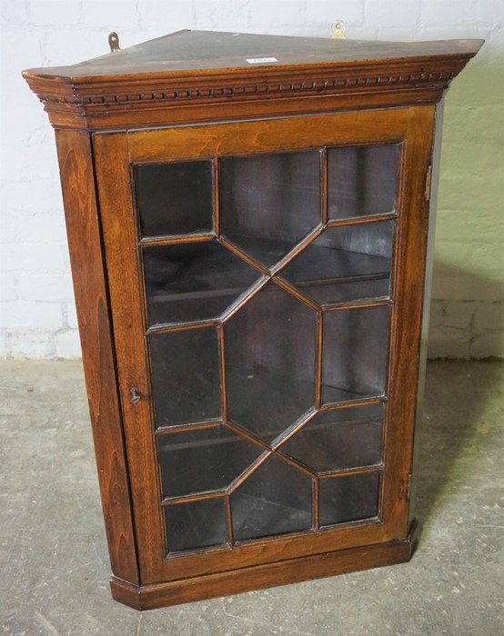 George III Style Mahogany Corner Cabinet, Having a Glazed Astragal Door enclosing a Shelved - Image 6 of 8