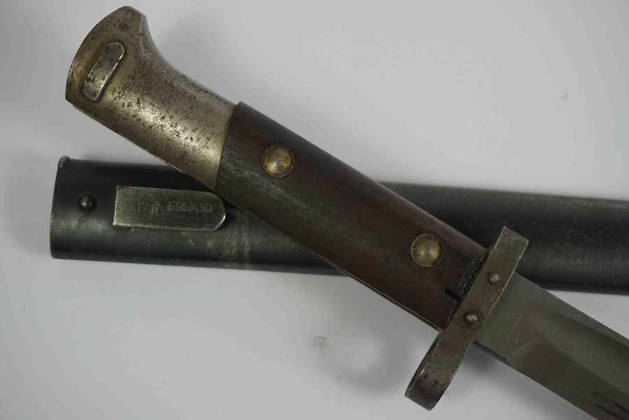 Imperial German Seitengewehr (Bayonet) Marked CSZ D to the top of Blade, Having a Metal Pommel and - Image 4 of 6