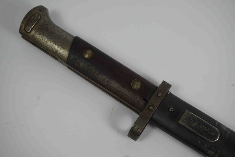 Imperial German Seitengewehr (Bayonet) Marked CSZ D to the top of Blade, Having a Metal Pommel and - Image 3 of 6