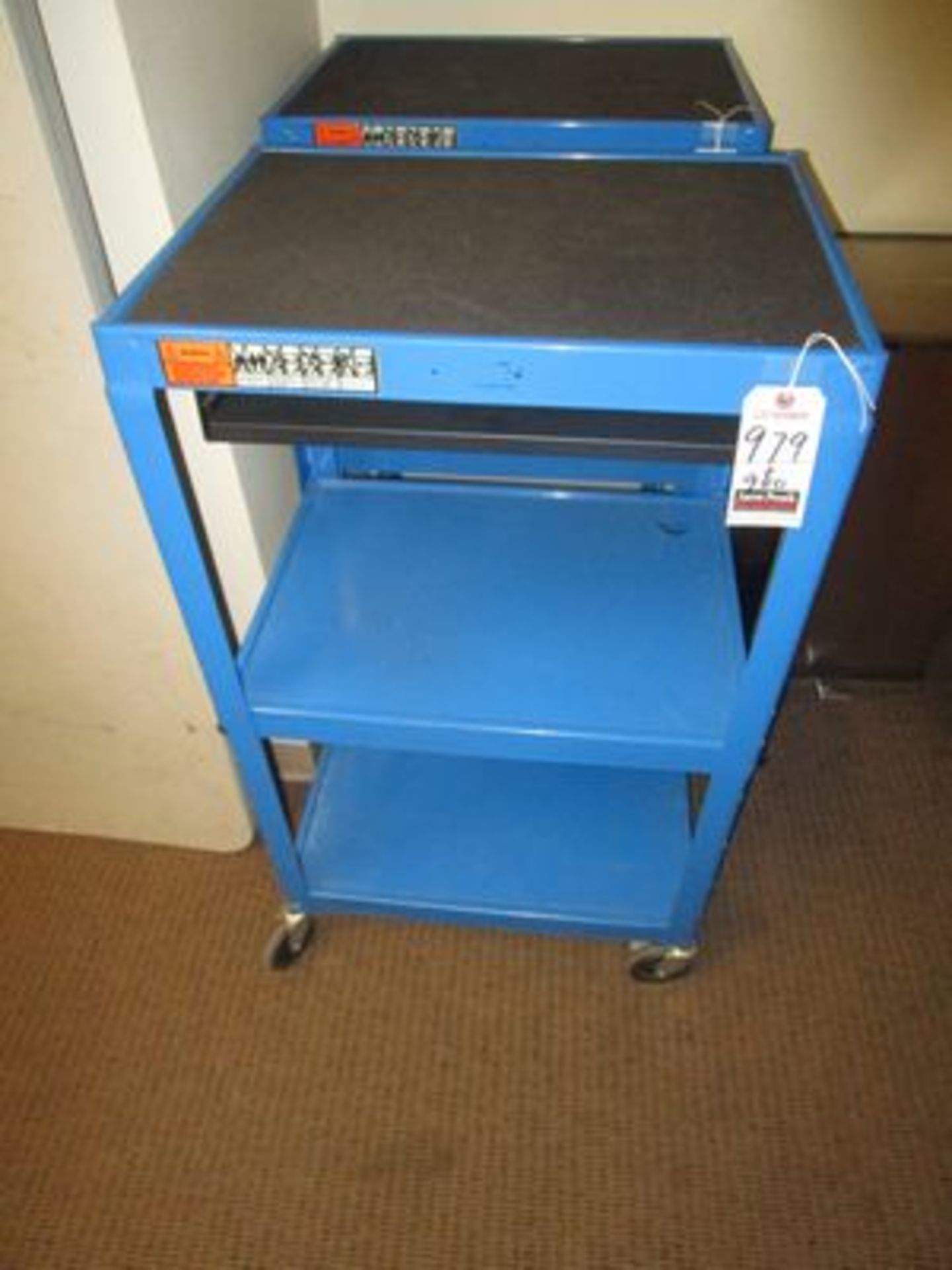 3' PORT. METAL UV CART