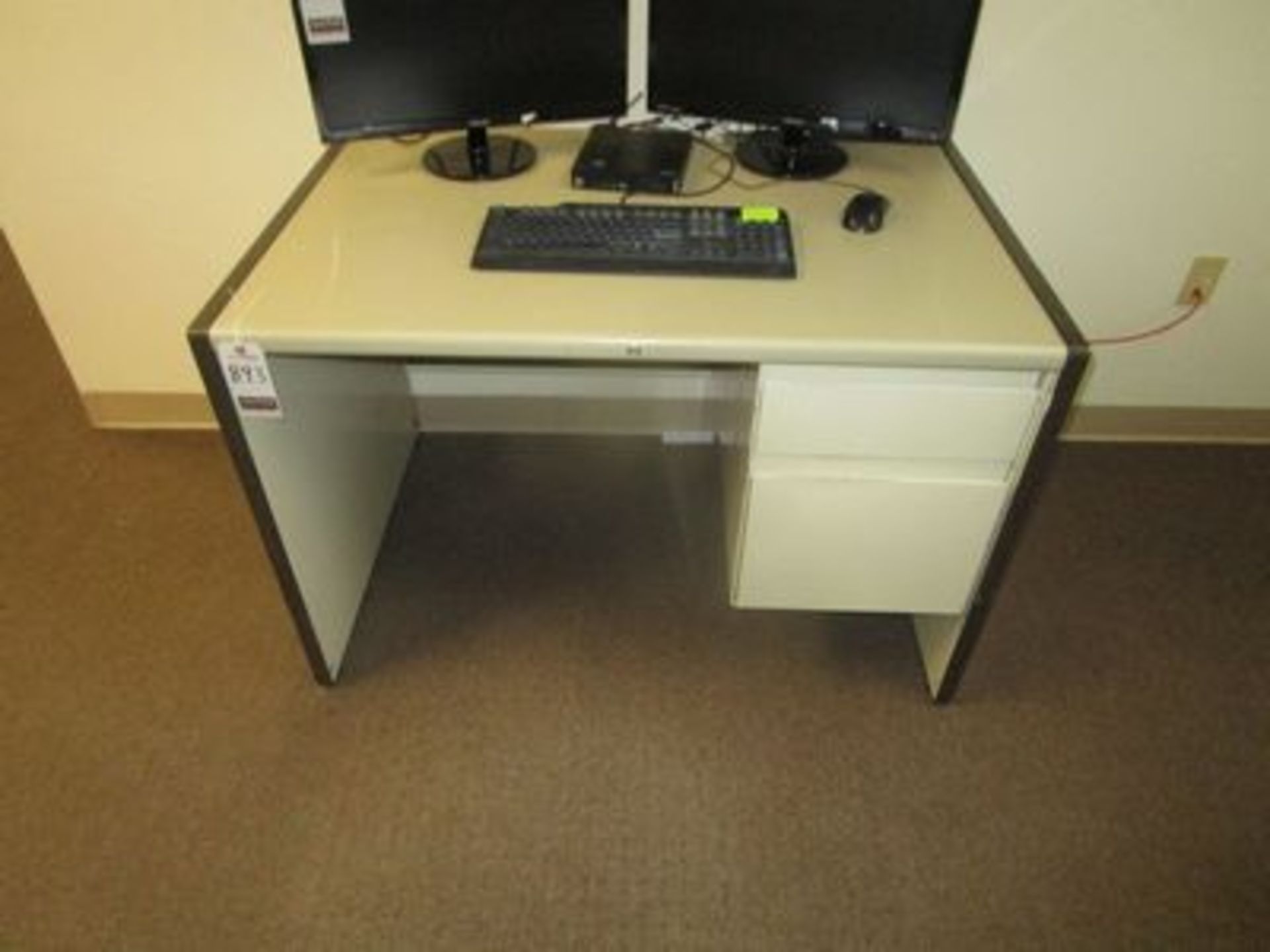 45" D.P. METAL DESK