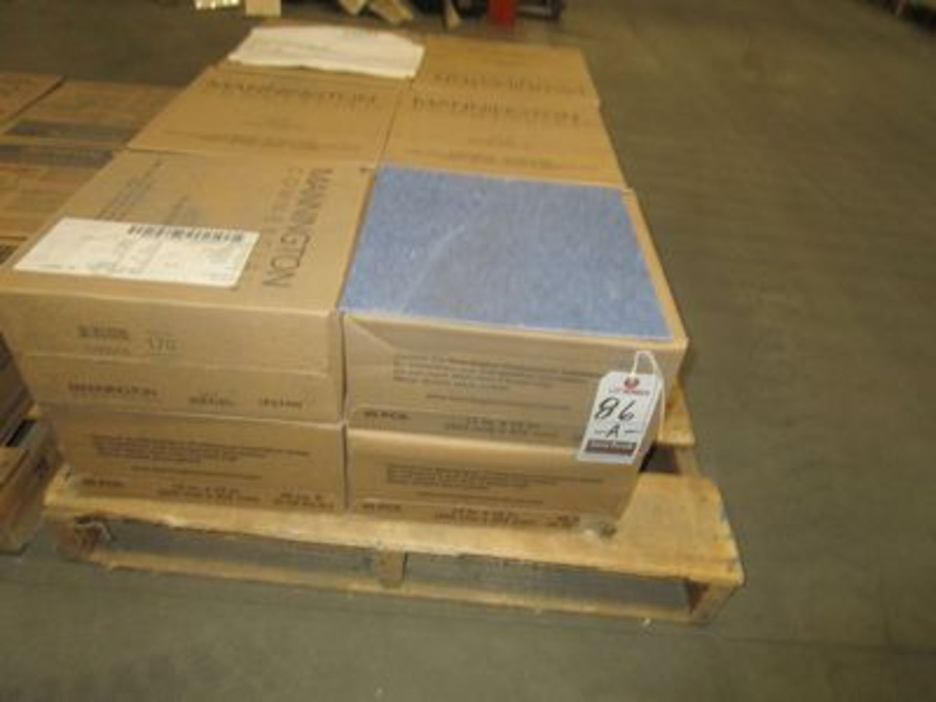 BOXES MANNINGTON 12"X12" DUCHESS BLUE VINYL TILE, (45 S/F PER BOX)