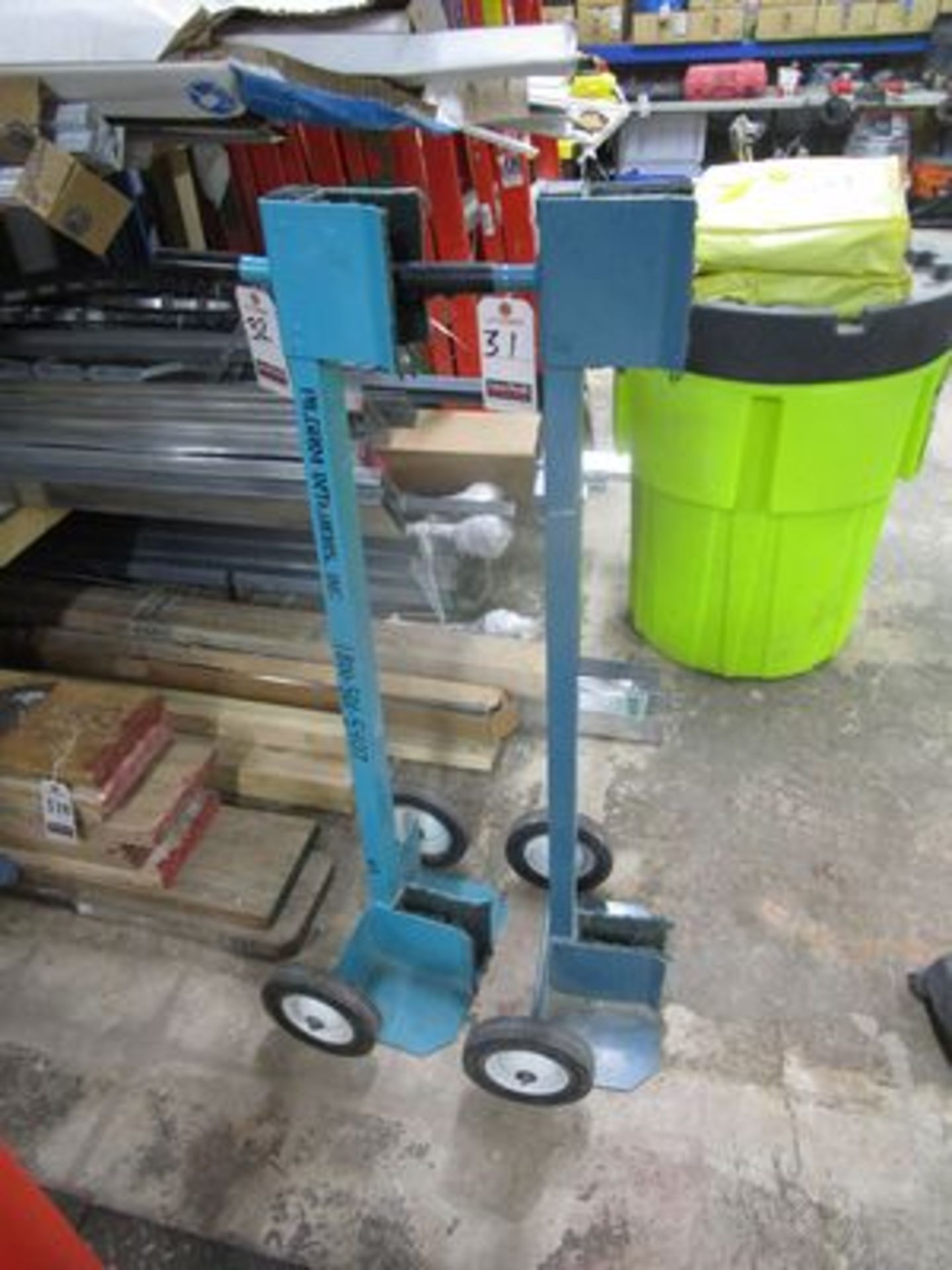 NORTHFIELD 2-WHEEL METAL PANEL HAND TRUCK