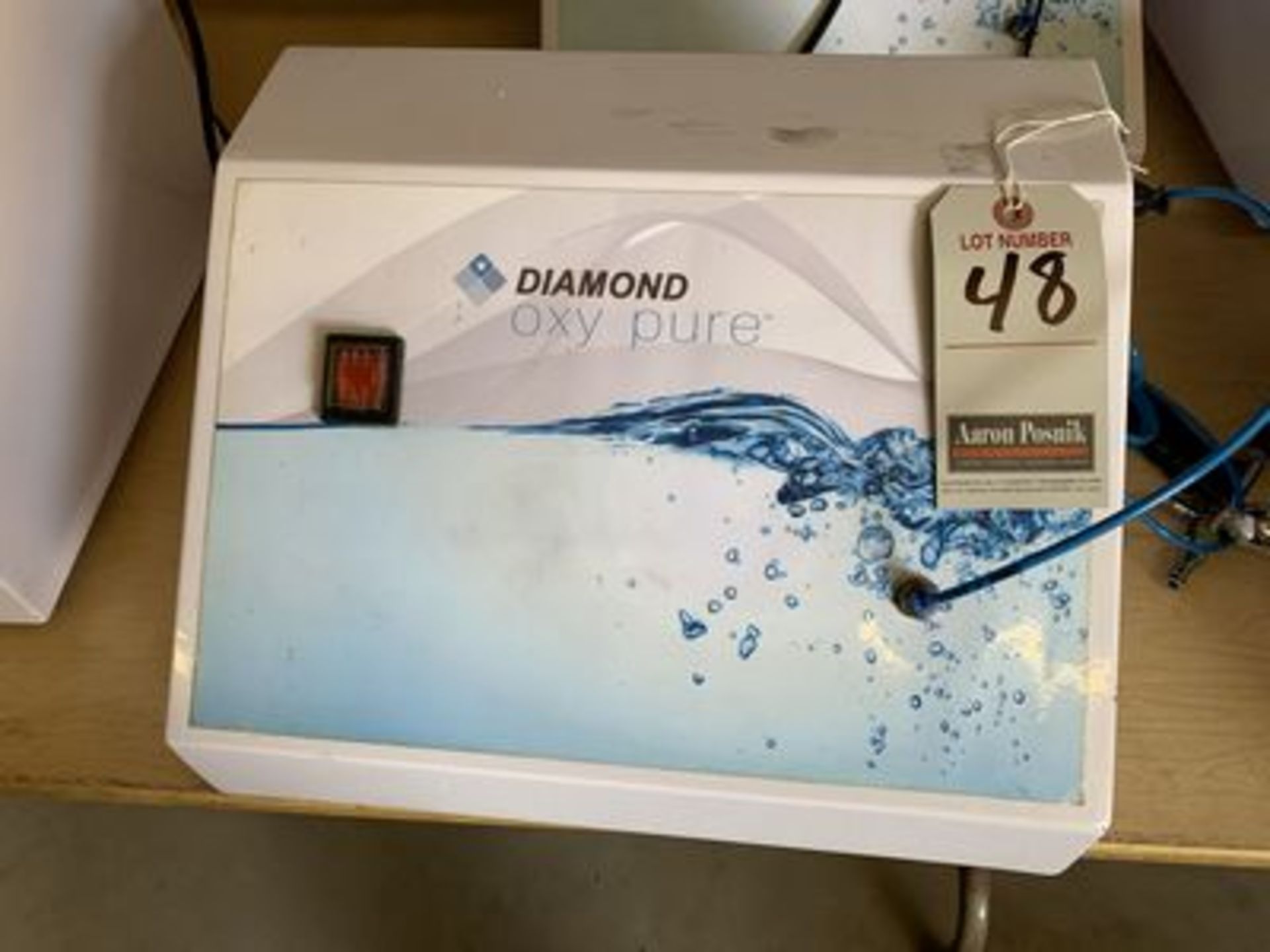 DIAMOND OXY PURE OXYGEN FACIAL MACHINE, 110V, 4-AMP, S/N DOP-2011-025-RD