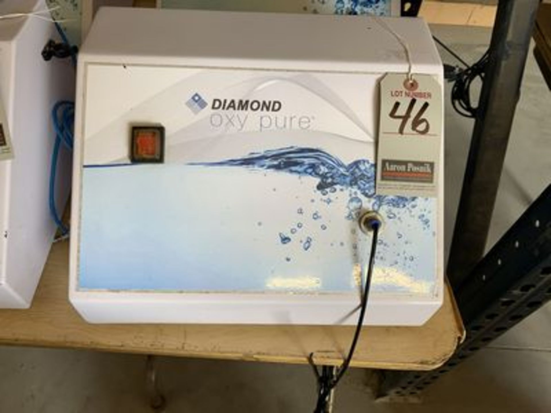 DIAMOND OXY PURE OXYGEN FACIAL MACHINE, 110V, 4-AMP, S/N 2SS-2011-014-C