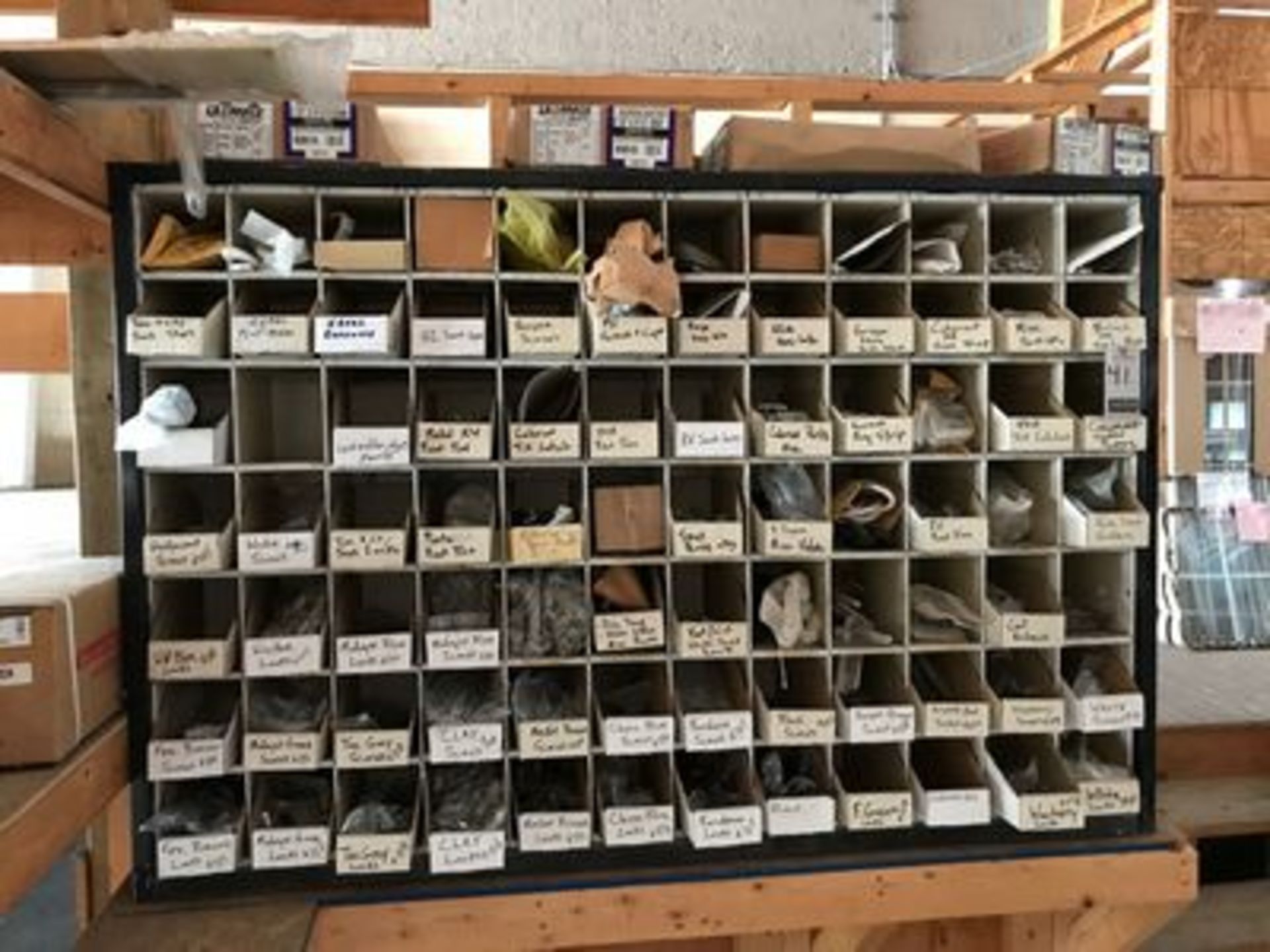 LOT OF ASS'T RAILING SYSTEM HARWARE & FASTENERS