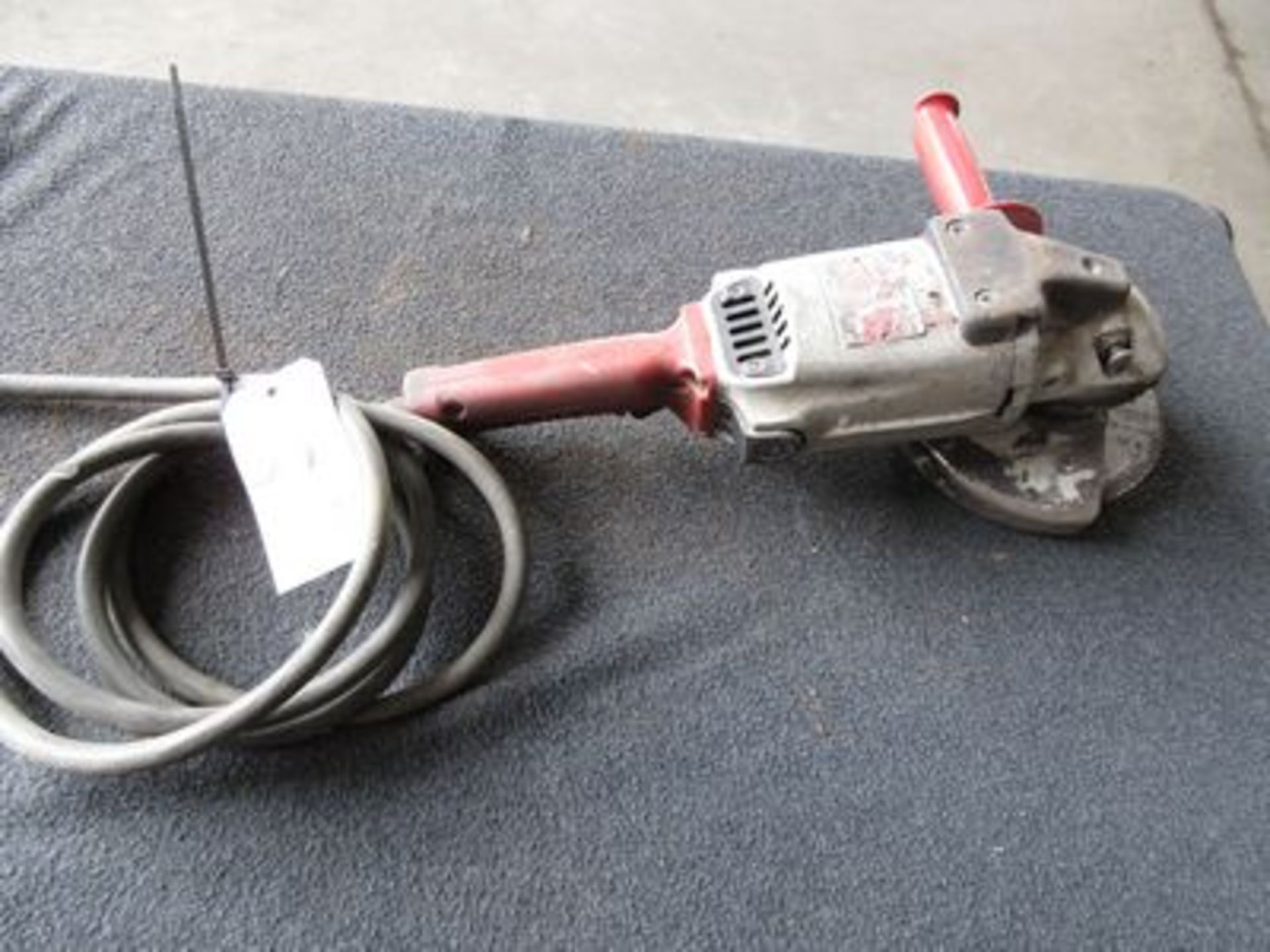 MILWAUKEE 6" ELEC. GRINDER