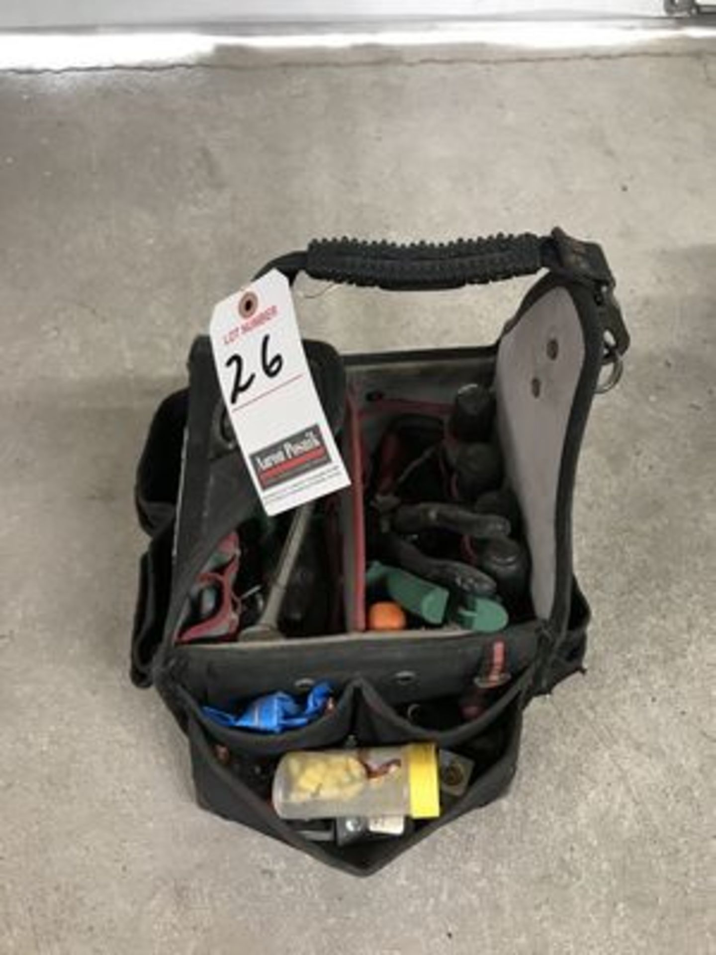 HUSKY CARRY ALL TOOL BAG W/ TOOLS