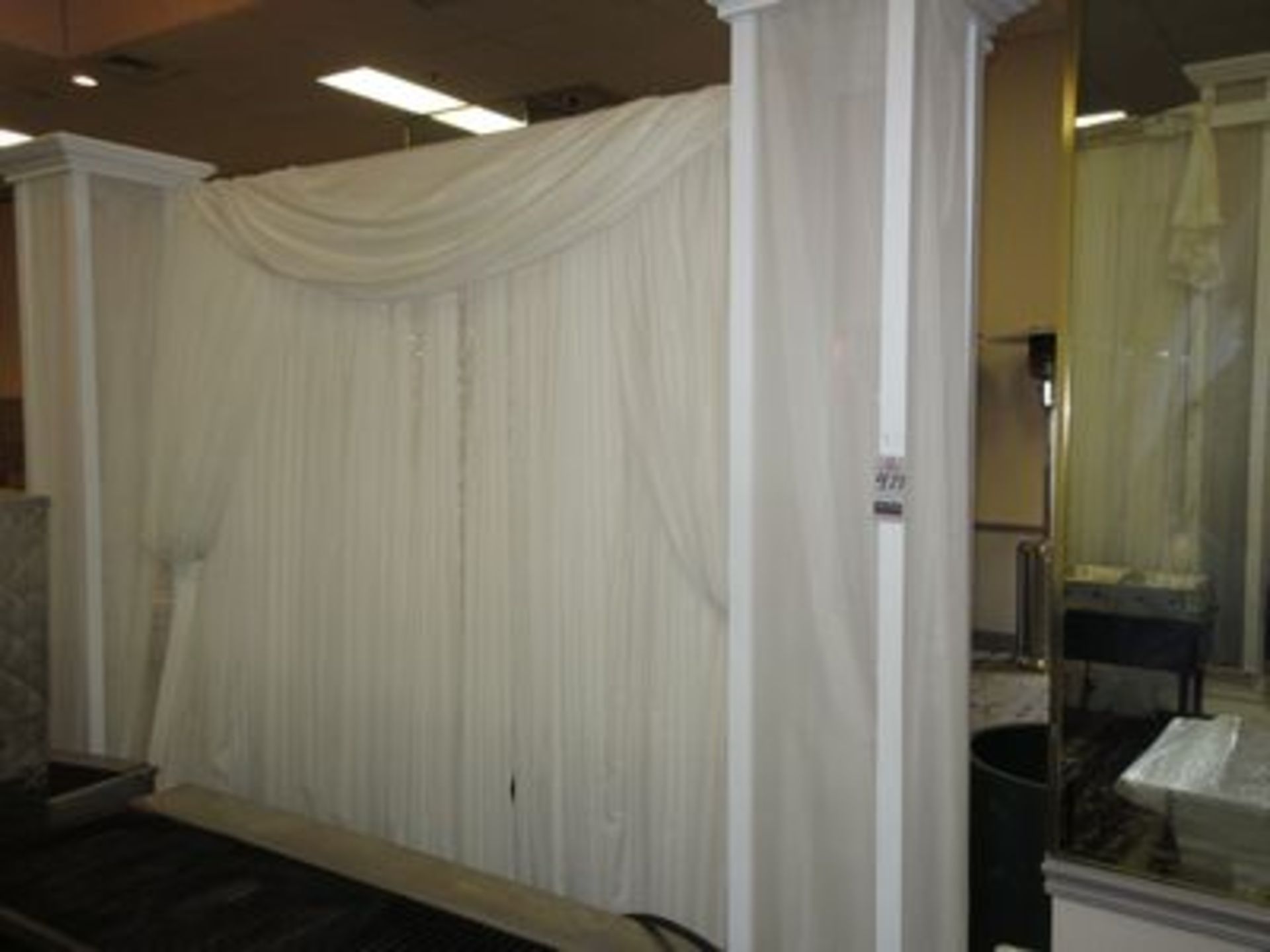 AMBIANCE 10'X8' PORT. ELECTRIFIED ROOM DIVIDER W/ LED LIGHTING