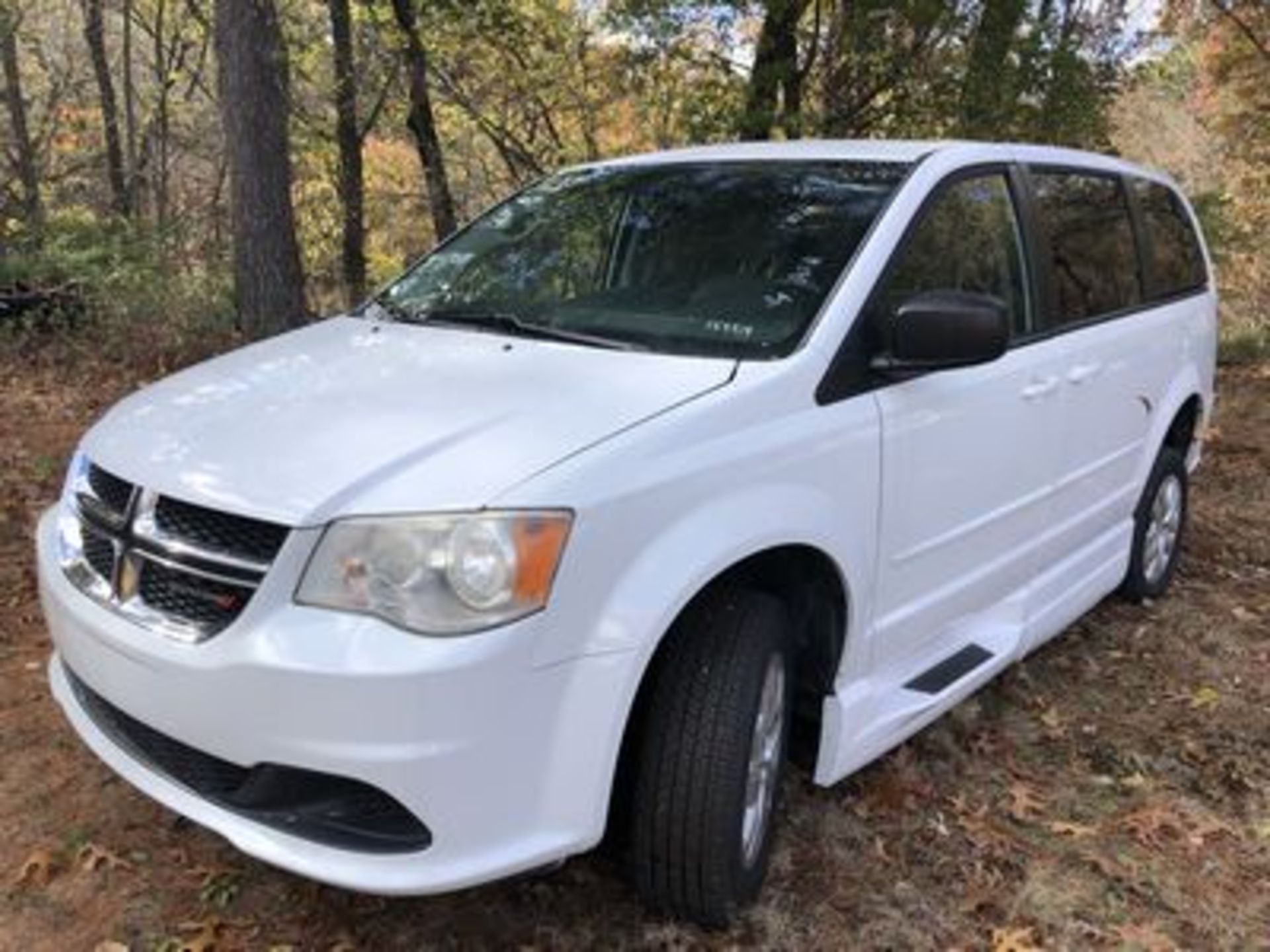 2016 DODGE GRAND CARAVAN SE, 4-DOOR ACCESSIBILITY MINIVAN, FWD, AT, AC, PW, PD, 6-SPEED FLEX FUEL,