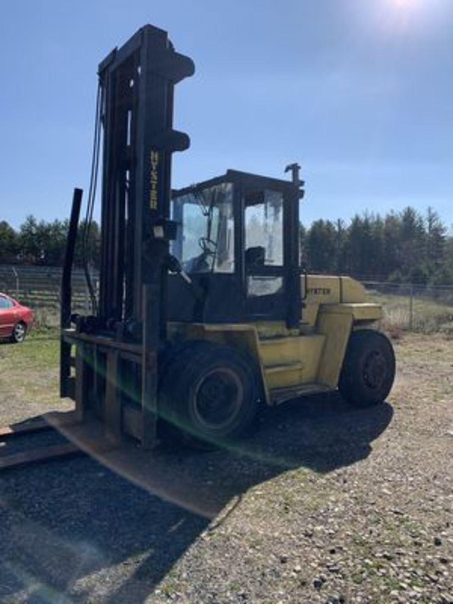 HYSTER H210XL, DIESEL, 21,000# CAP., 211" LIFT HT., SIDE SHIFTER, PNEU. TIRES, EROPS, DUAL FRONT - Image 2 of 4