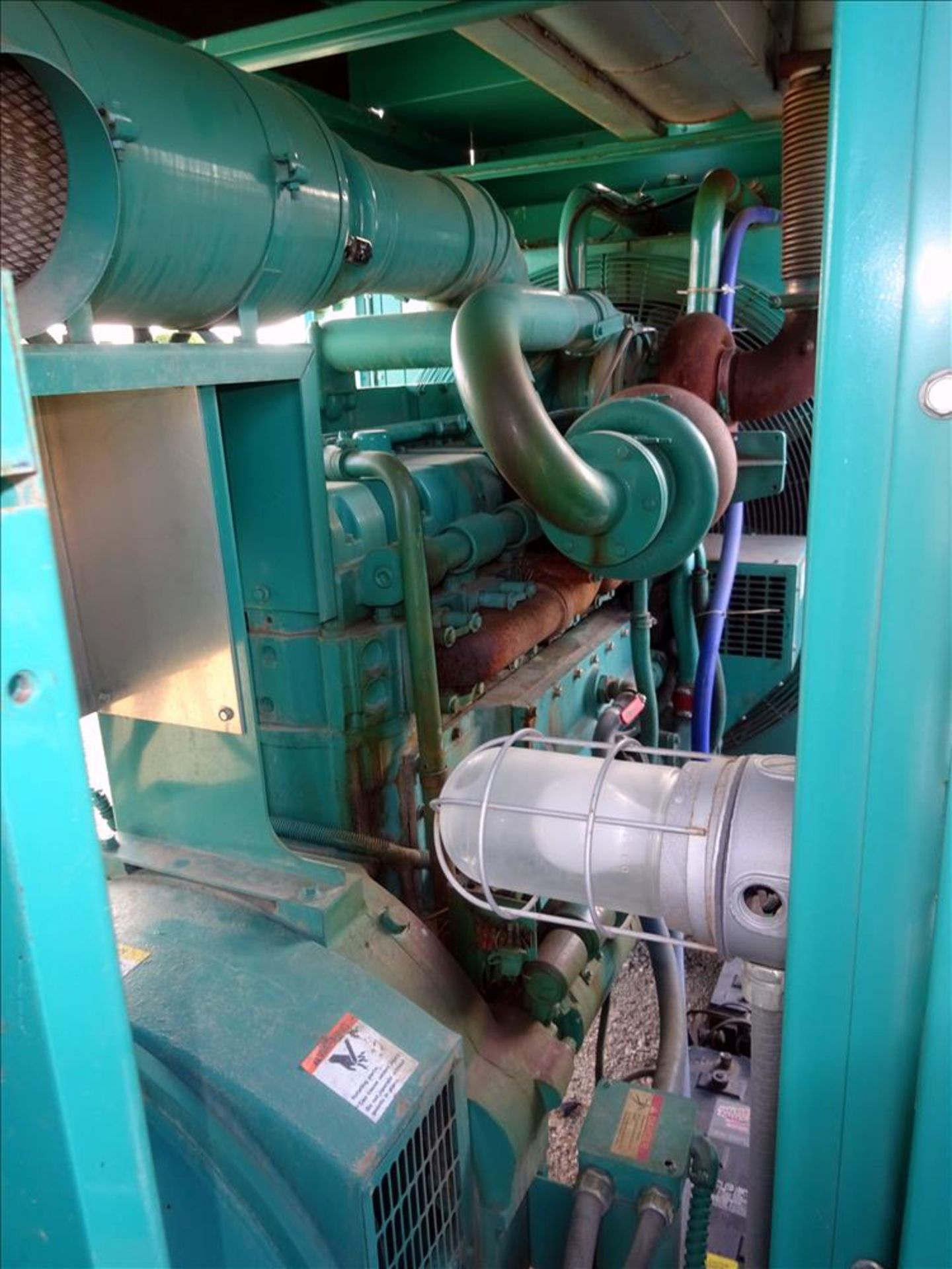 Cummins 500 kW Standby Diesel Generator Set - Image 10 of 43