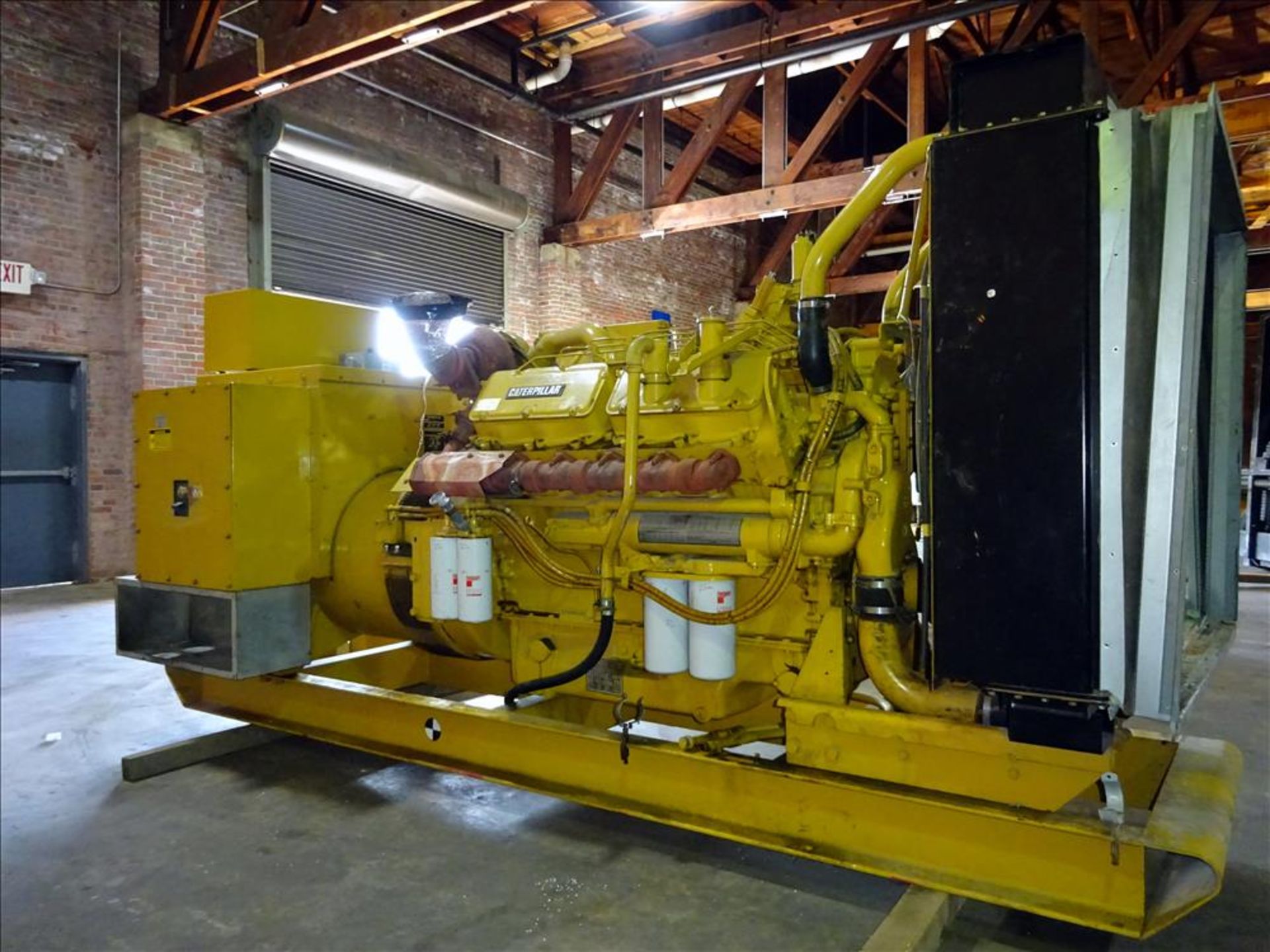 Caterpillar 500 kW Standby Diesel Generator - Image 7 of 28