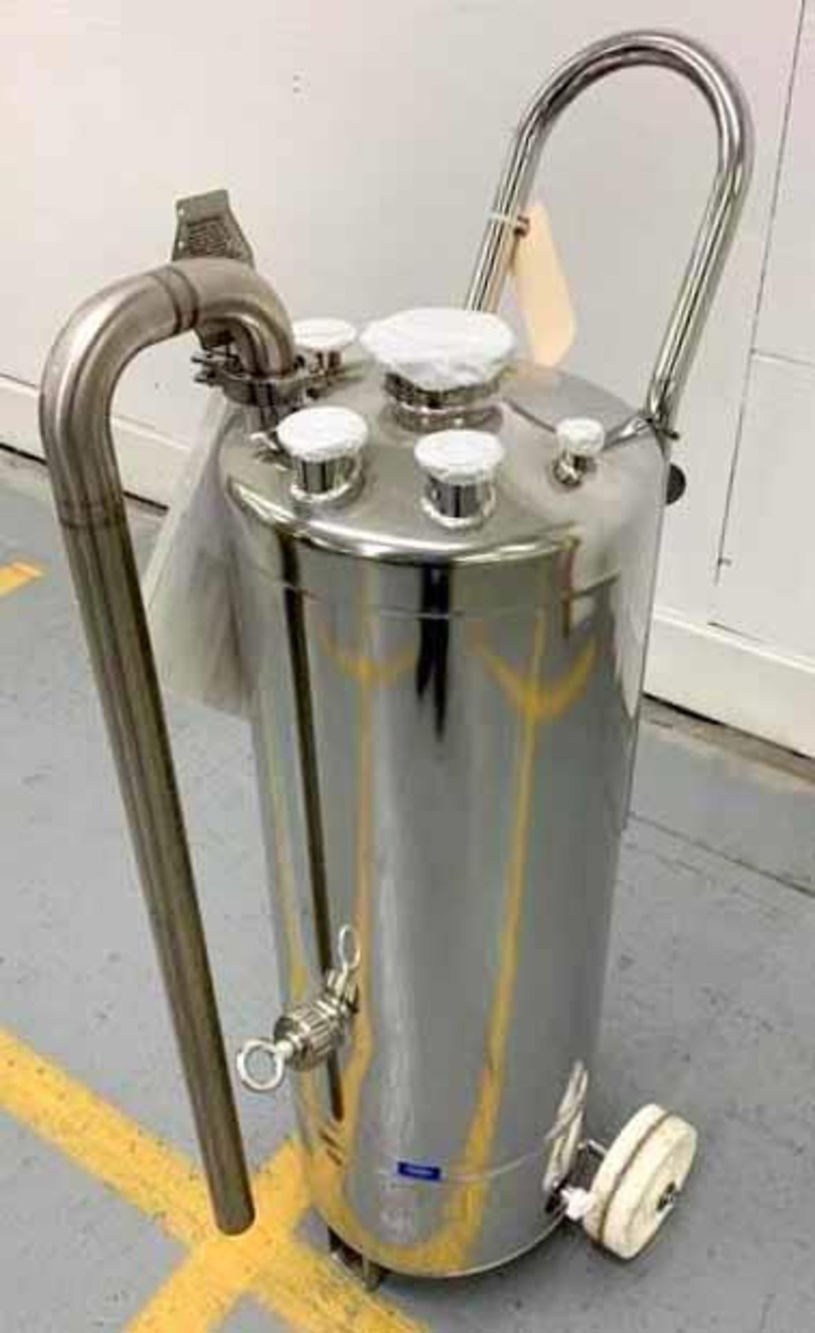 Alloy Products Pressure Tank