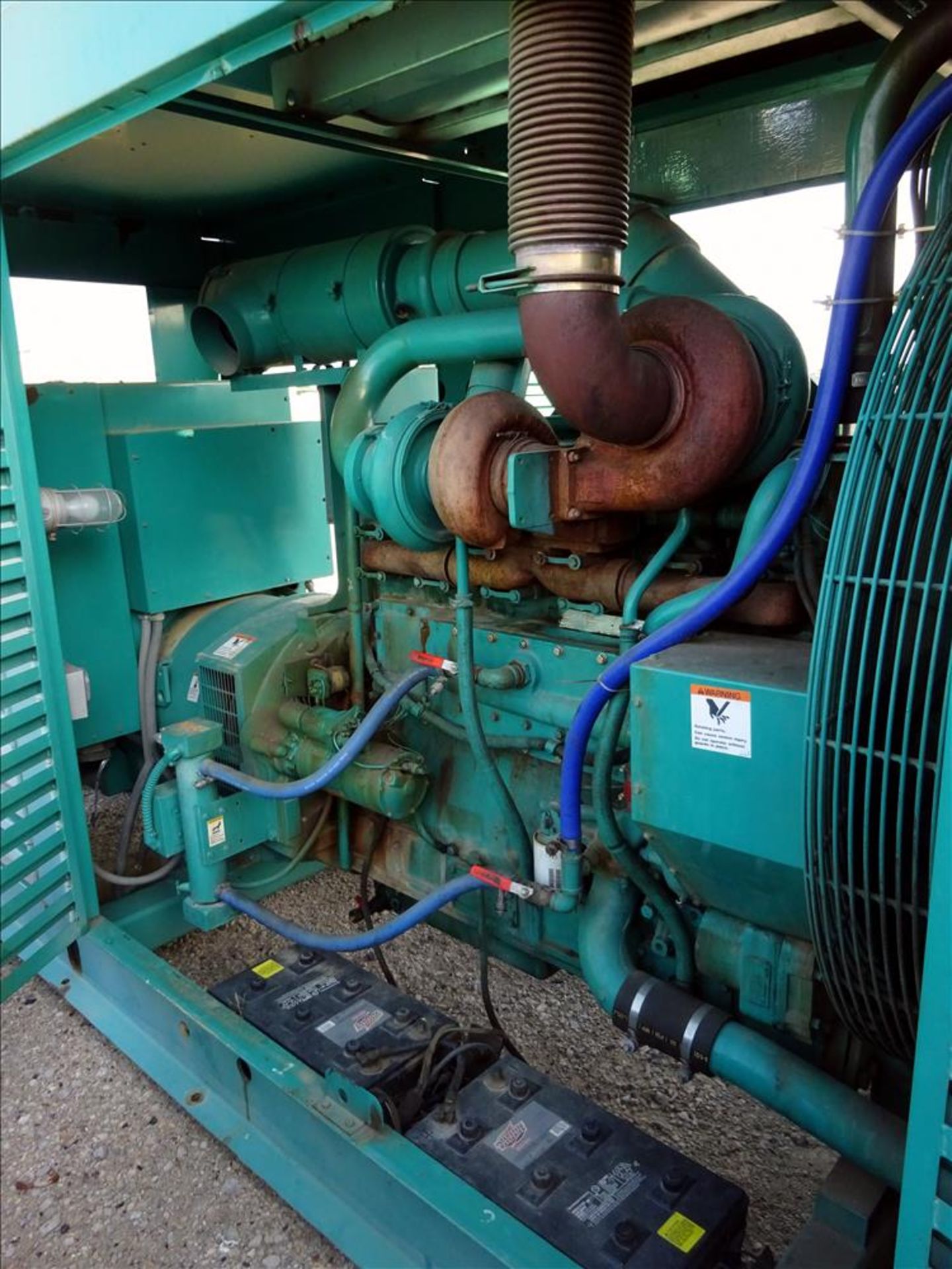 Cummins 500 kW Standby Diesel Generator Set - Image 17 of 43