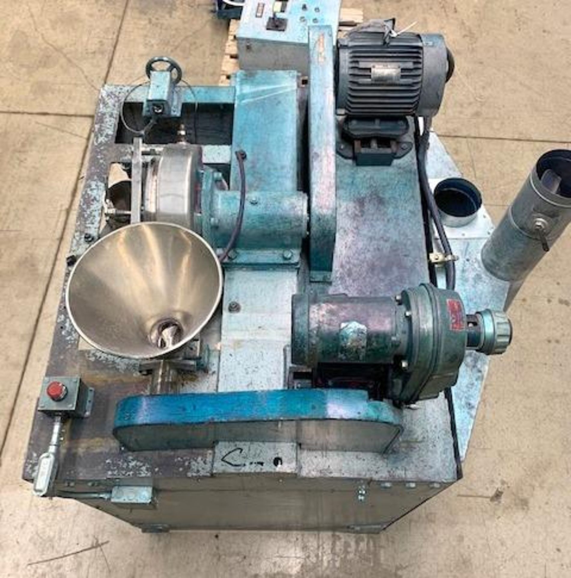 Used-Fuji Paudal Hammer Mill. Model EAW-5. Perfect for Cannabis and Hemp - Image 6 of 33