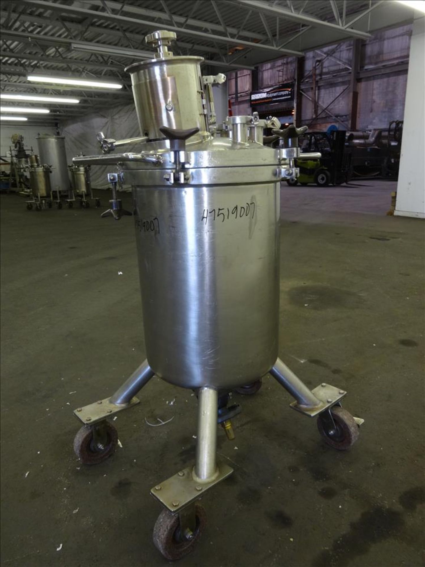 Used- Lee Industries Mix Tank, Model 100LCBT, 26.4 Gallon (100 Liter), 316 Stain - Image 3 of 14