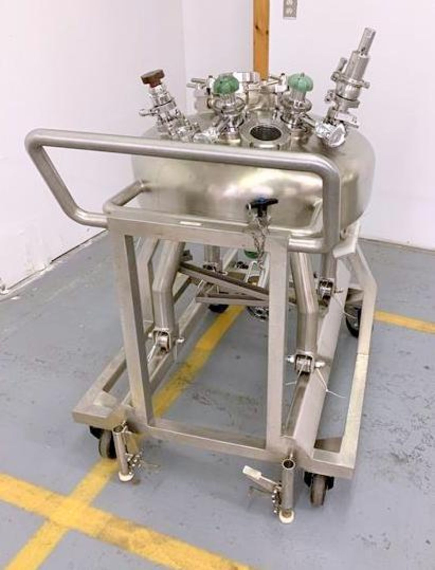 Used- Inox’ouest Pressure Mix Tank, 100 Liter, 316 Stainless Steel, Vertical. - Image 3 of 9