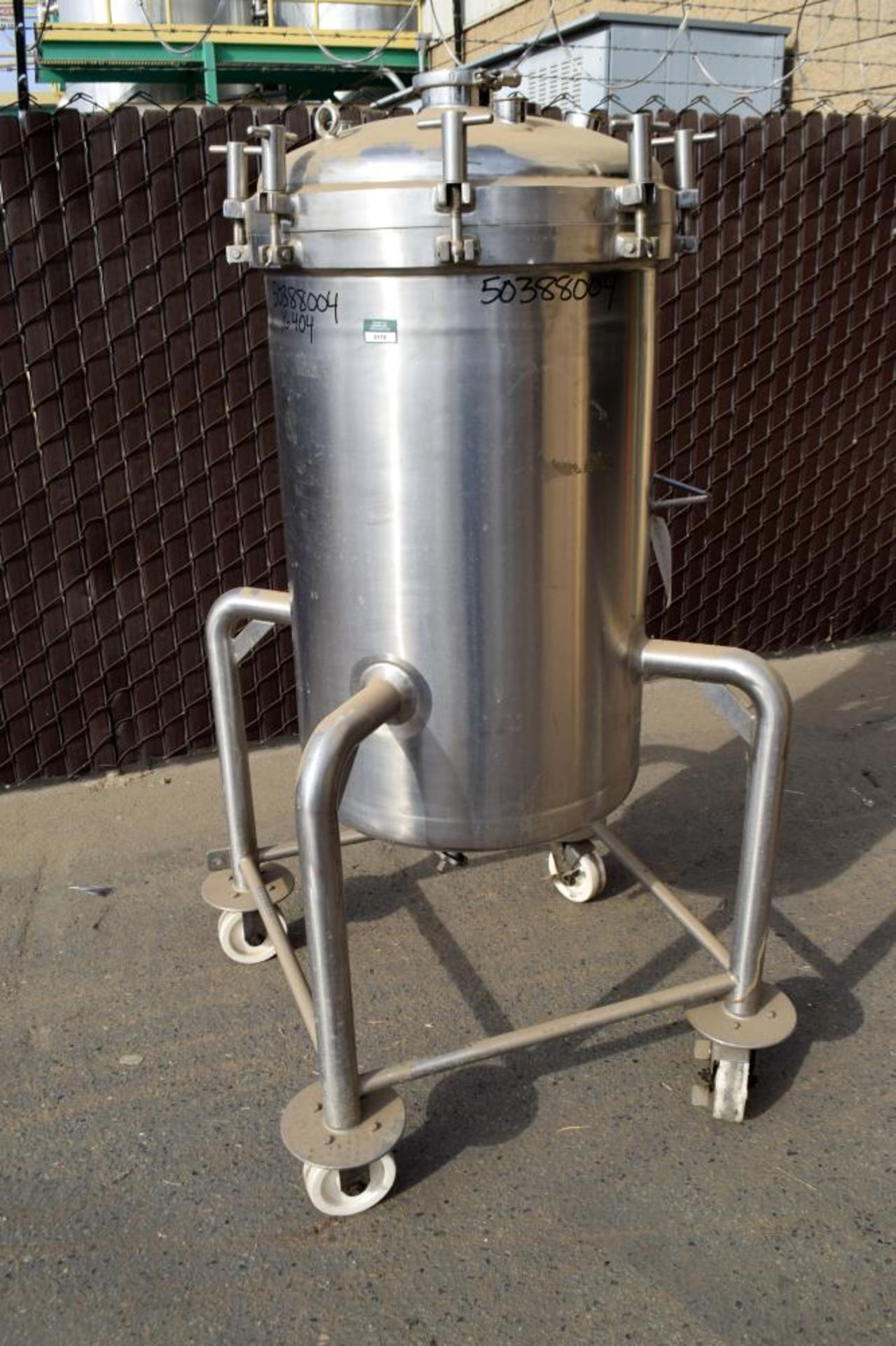 Used- Cherry-Burrell Pressure Tank, 200 Liter (52 Gallon), 316L Stainless Steel - Image 4 of 8