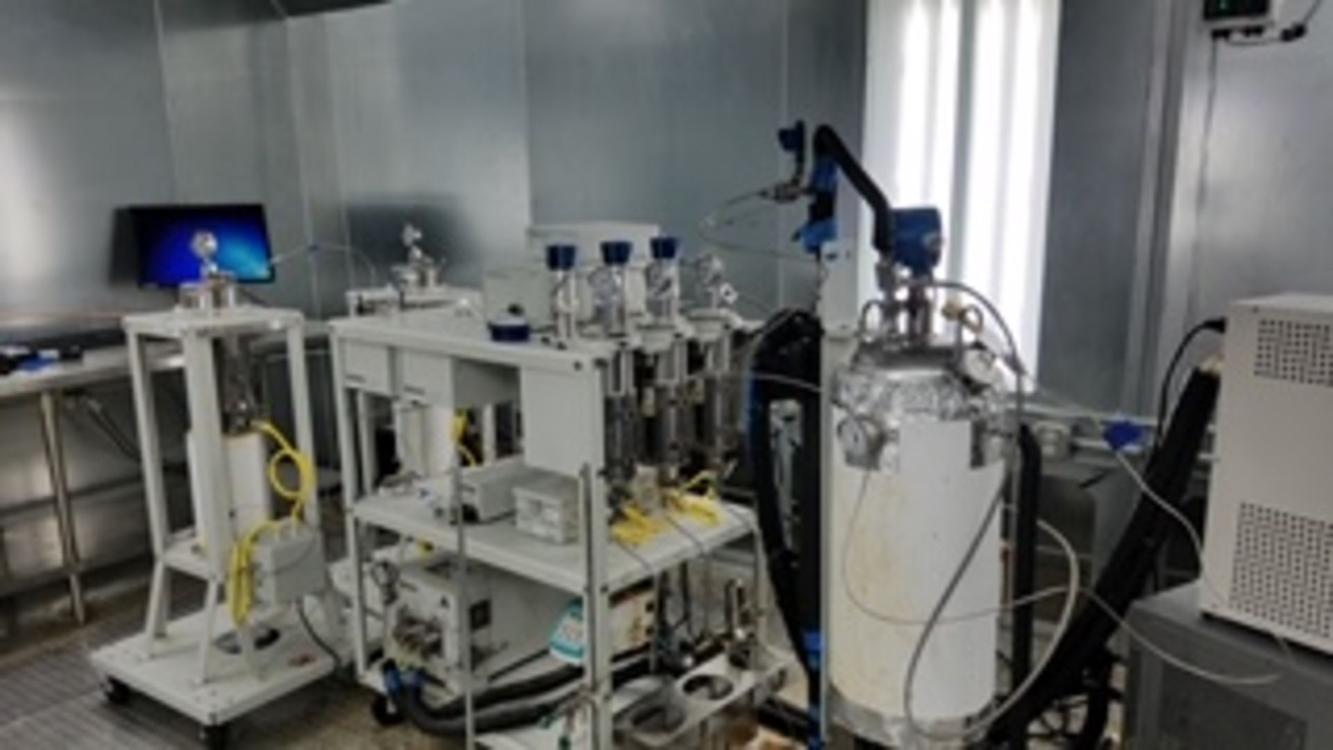 Used- Waters SFE Bio-Botanical Extraction System. Model SFE. 10 Liter Unit. - Image 2 of 9