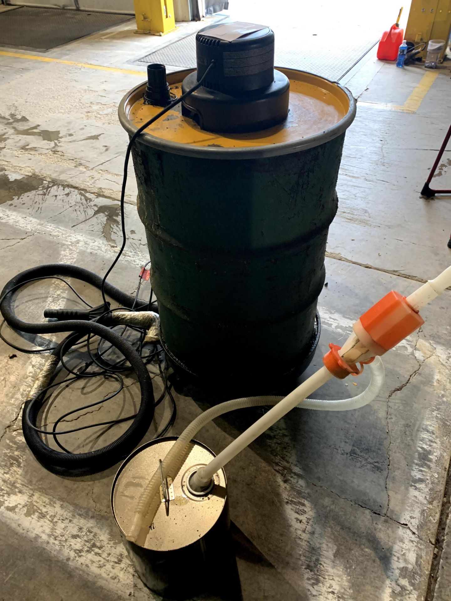 3 h.p. Oil Recovery Unit with 55 Gallon Drum and Probe - Image 2 of 2