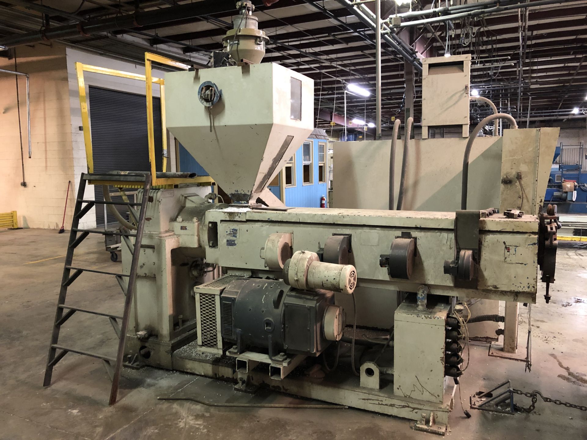 3 1/2" Egan Single Screw Extruder - Air Cooled - PVC