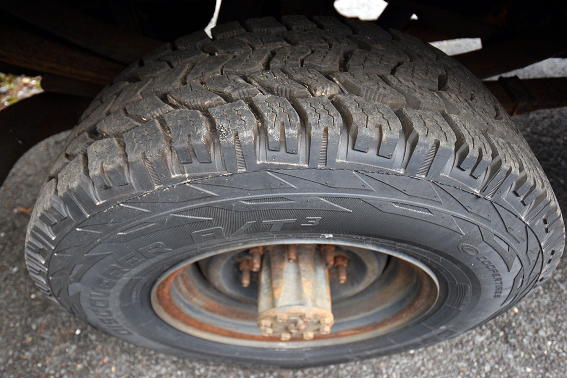 1997 Ford F250 XL Diesel, 4WD Pick Up w/ Plow - Image 9 of 18