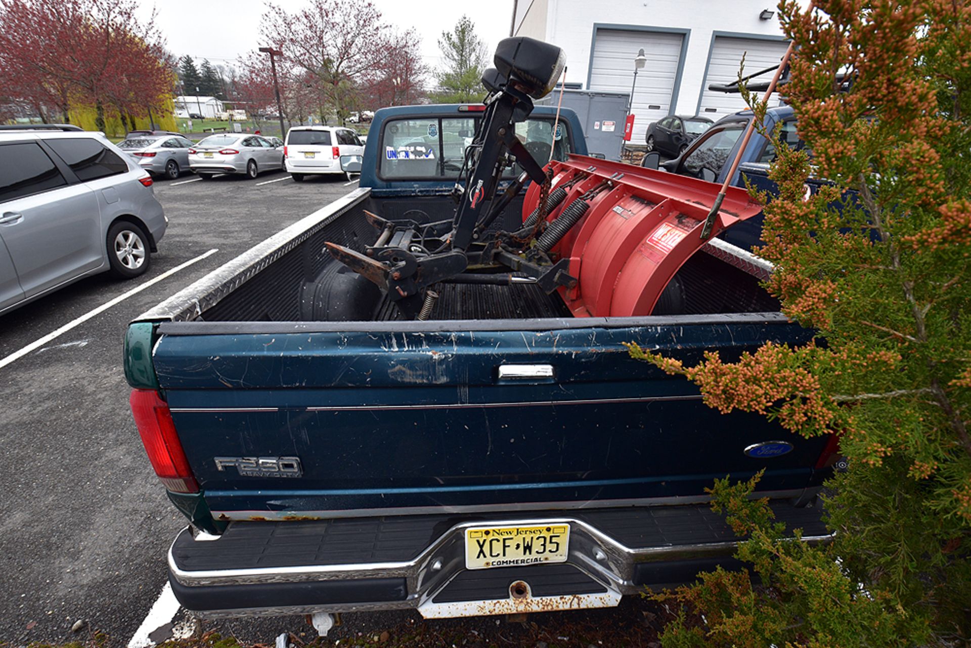 1997 Ford F250 XL Diesel, 4WD Pick Up w/ Plow - Image 4 of 18