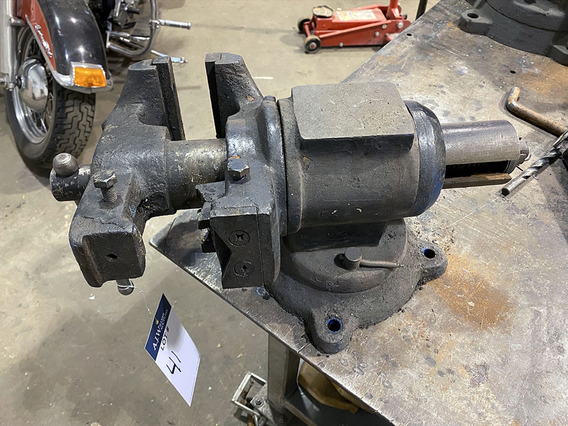 6" Multi-Purpose Rotating Bench Vise - Image 2 of 3