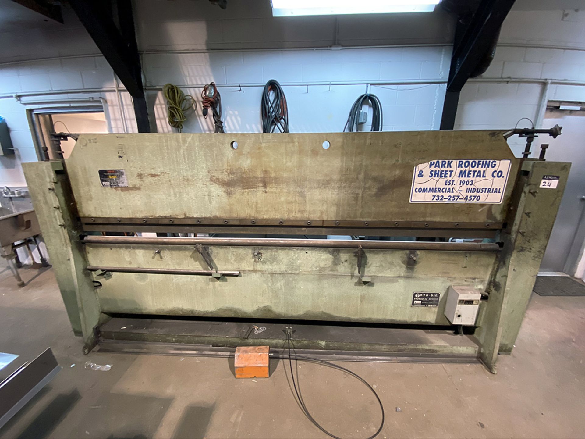 Roto-Die Model 10, Hydraulic Bender, 120" x 16Ga.