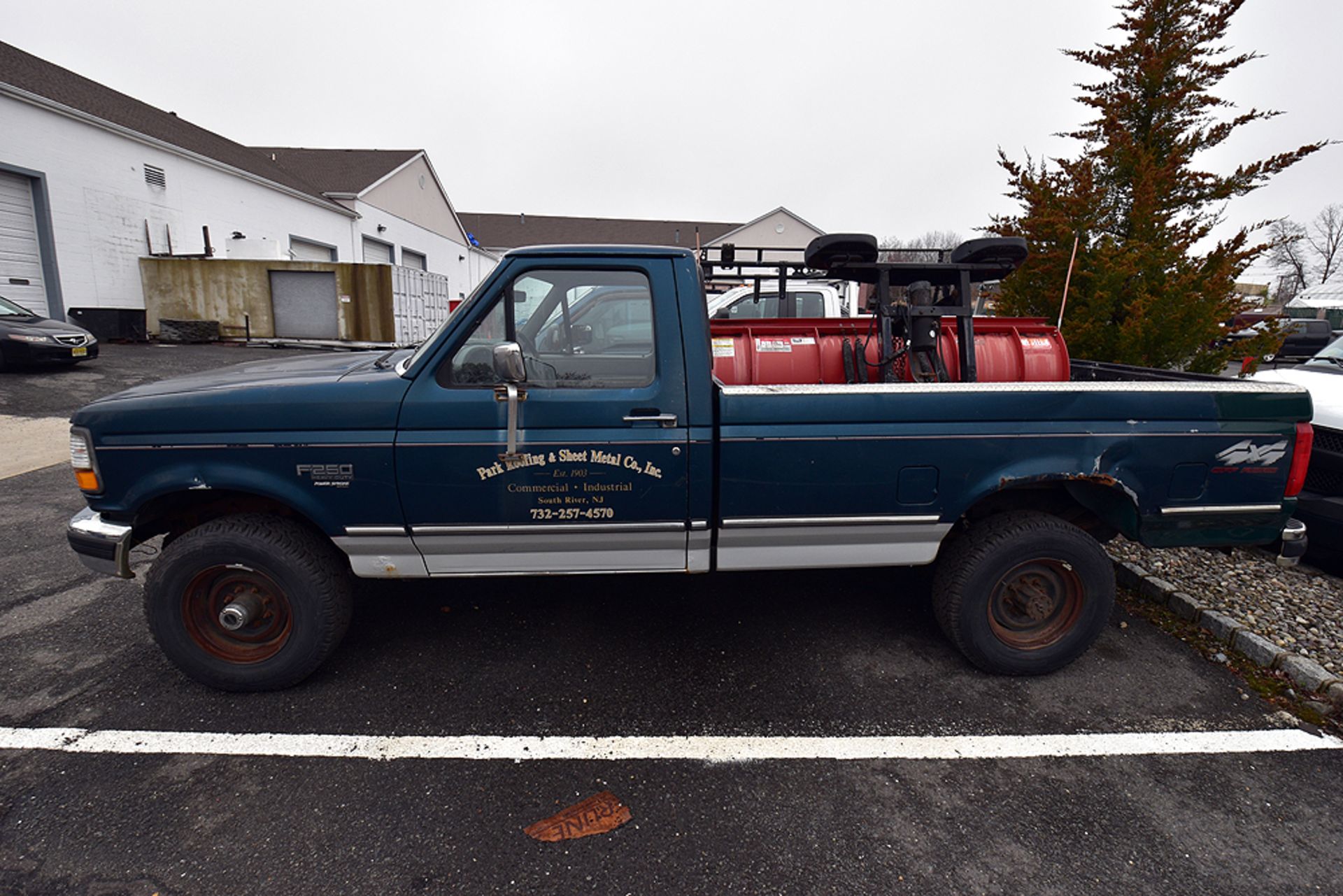 1997 Ford F250 XL Diesel, 4WD Pick Up w/ Plow - Image 2 of 18