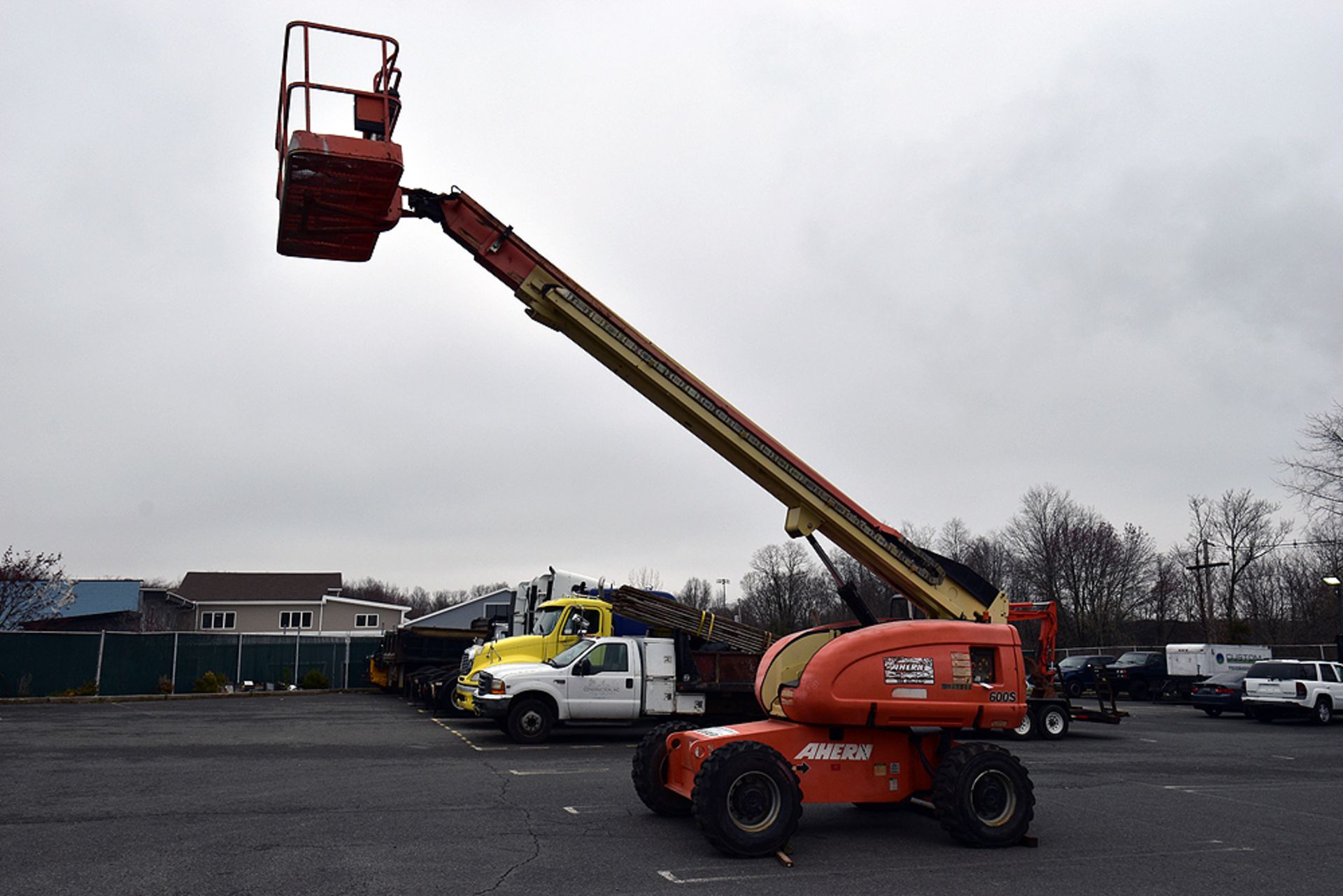 JLG 600S 4x4 Telescopic Boom Lift