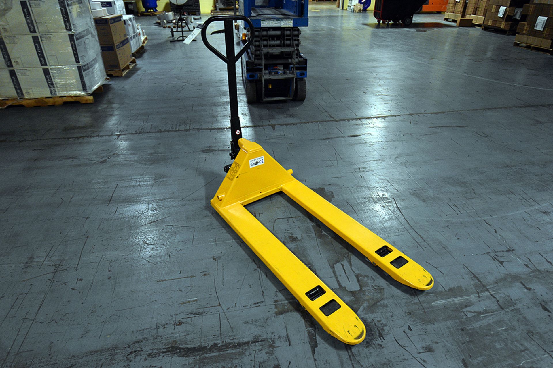 U-Line 5,500lbs. Capacity Pallet Jack