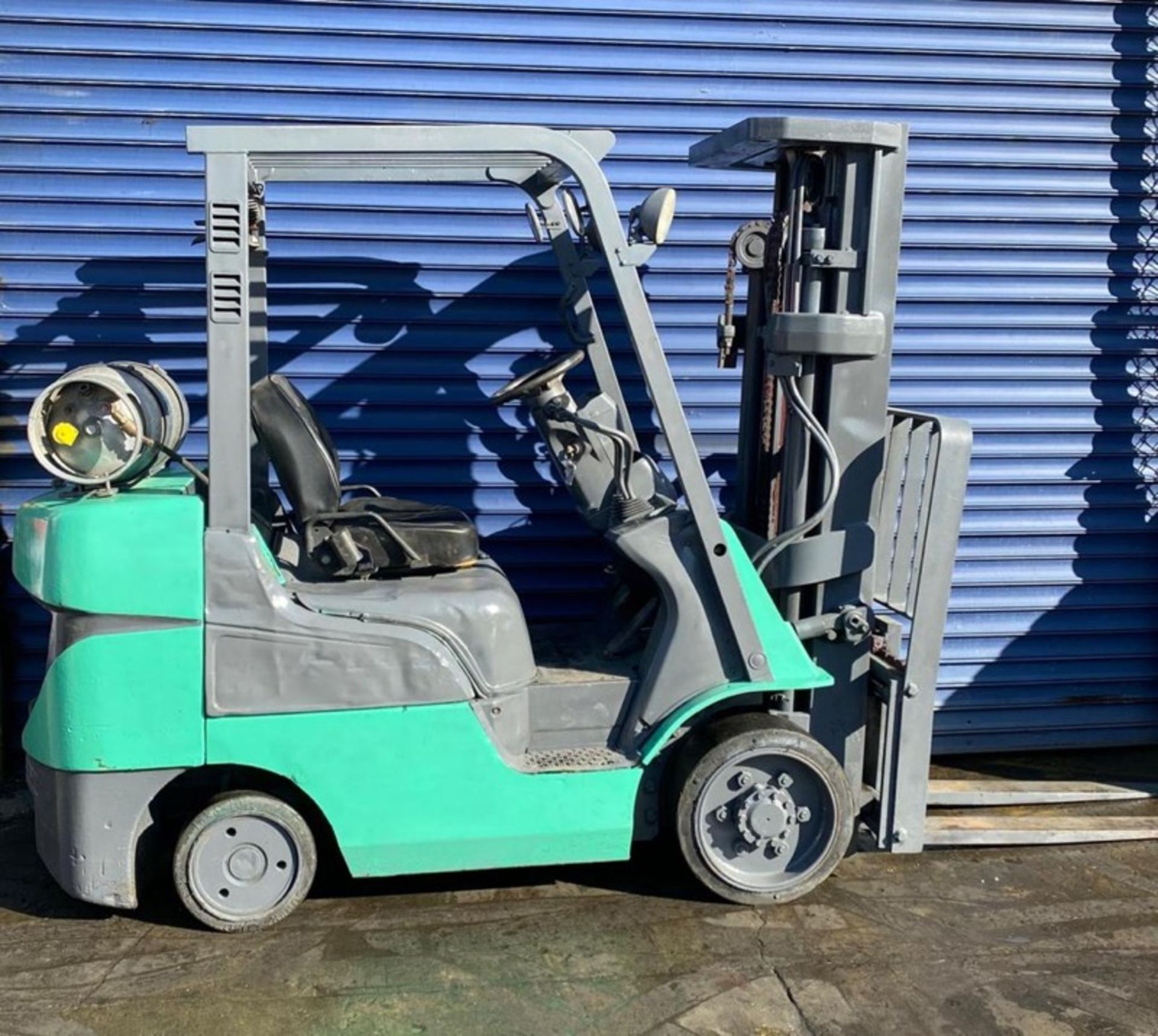 Mitsubishi FGC30N, 6,000 lbs. Capacity, LPG Forklift