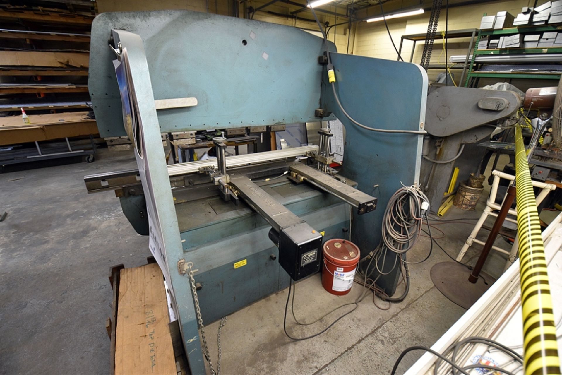 Amada Model: RG80 Hydraulic Bending Brake, 80" w/ - Image 2 of 3