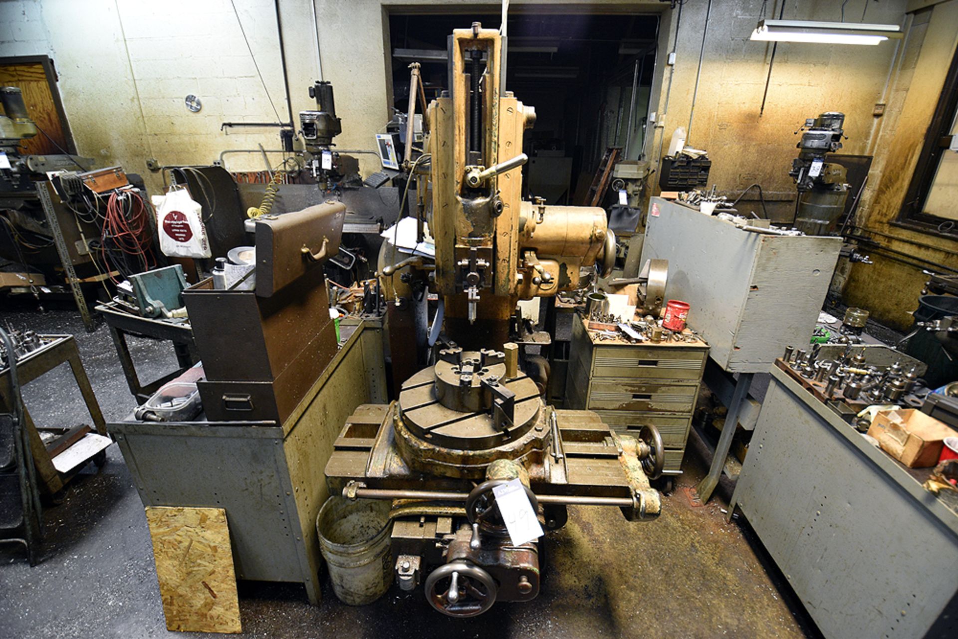 Pratt & Whitney 6" Vertical Shaper Model B M-1506, 40" Table, 20" Turntable w/3-Jaw Chuck - Image 3 of 7