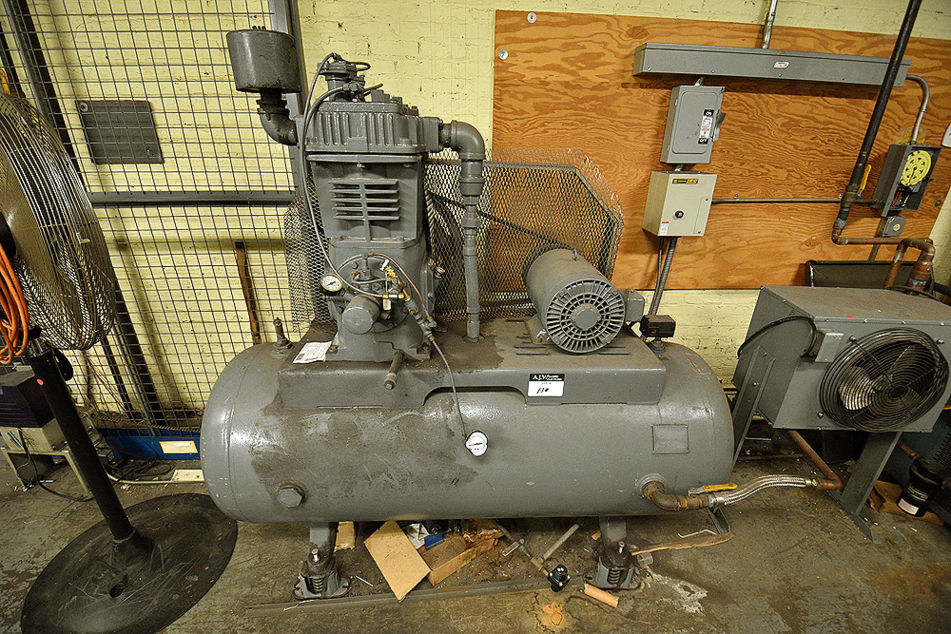 Dayton 10HP Horizontal Air Compressor - Image 2 of 7