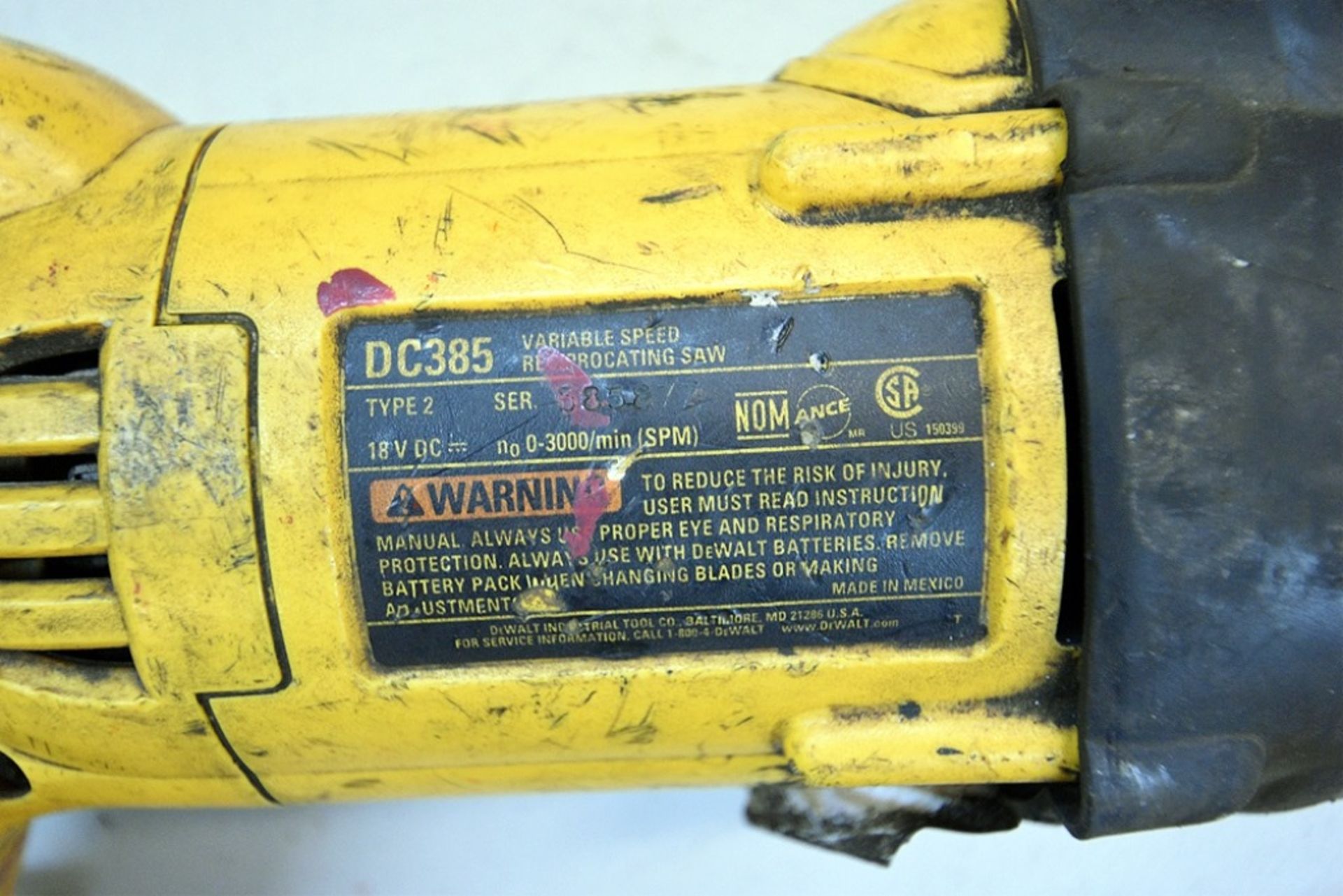 DeWalt DC385 Variable Speed Reciprocating Saws 18v w/ (4) Batteries and (2) Chargers - Image 3 of 5