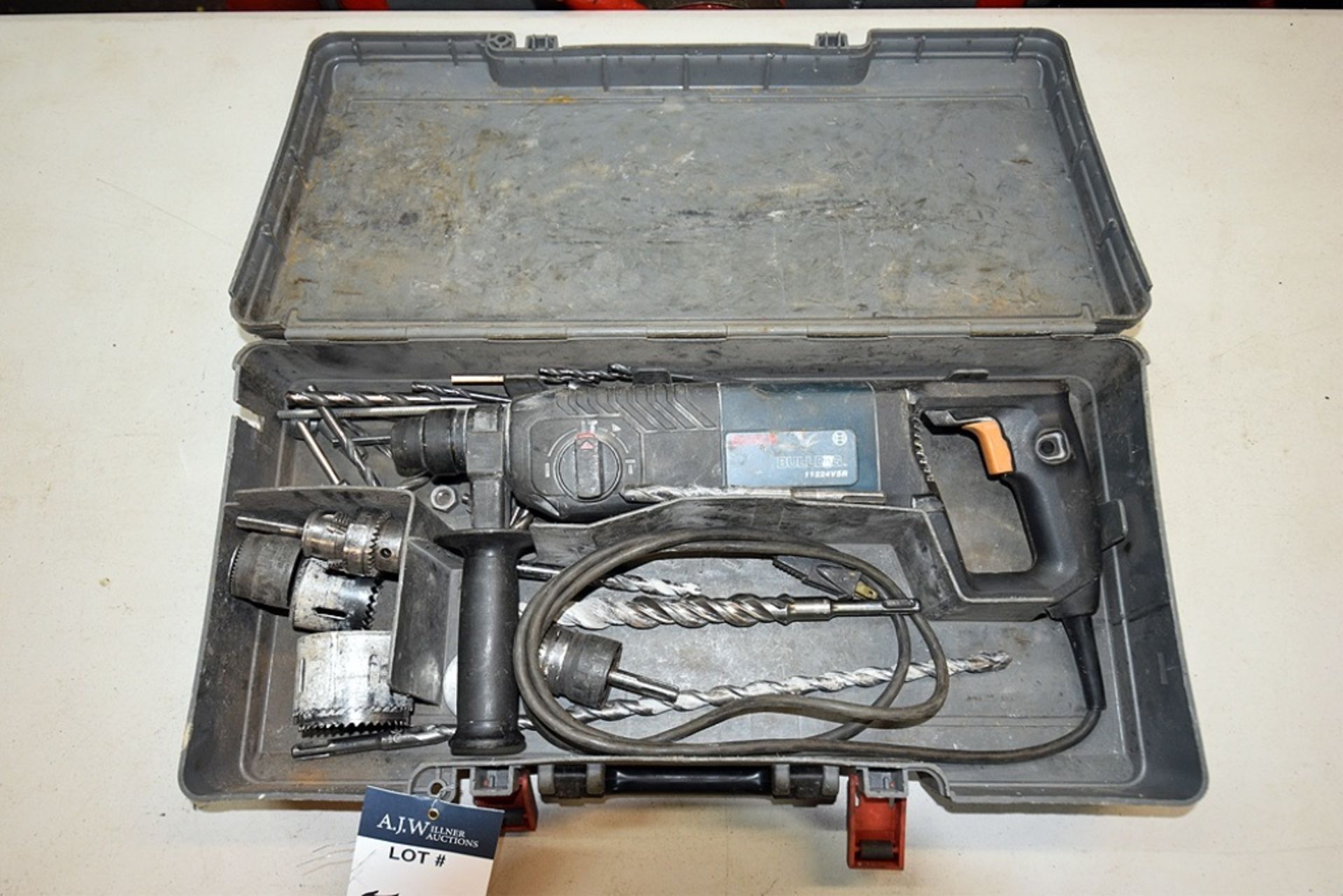 Bosch Bulldog Model 11224VSM 7/8" SDS + Corded Rotary Hammer w/ Case and Bits - Image 2 of 4