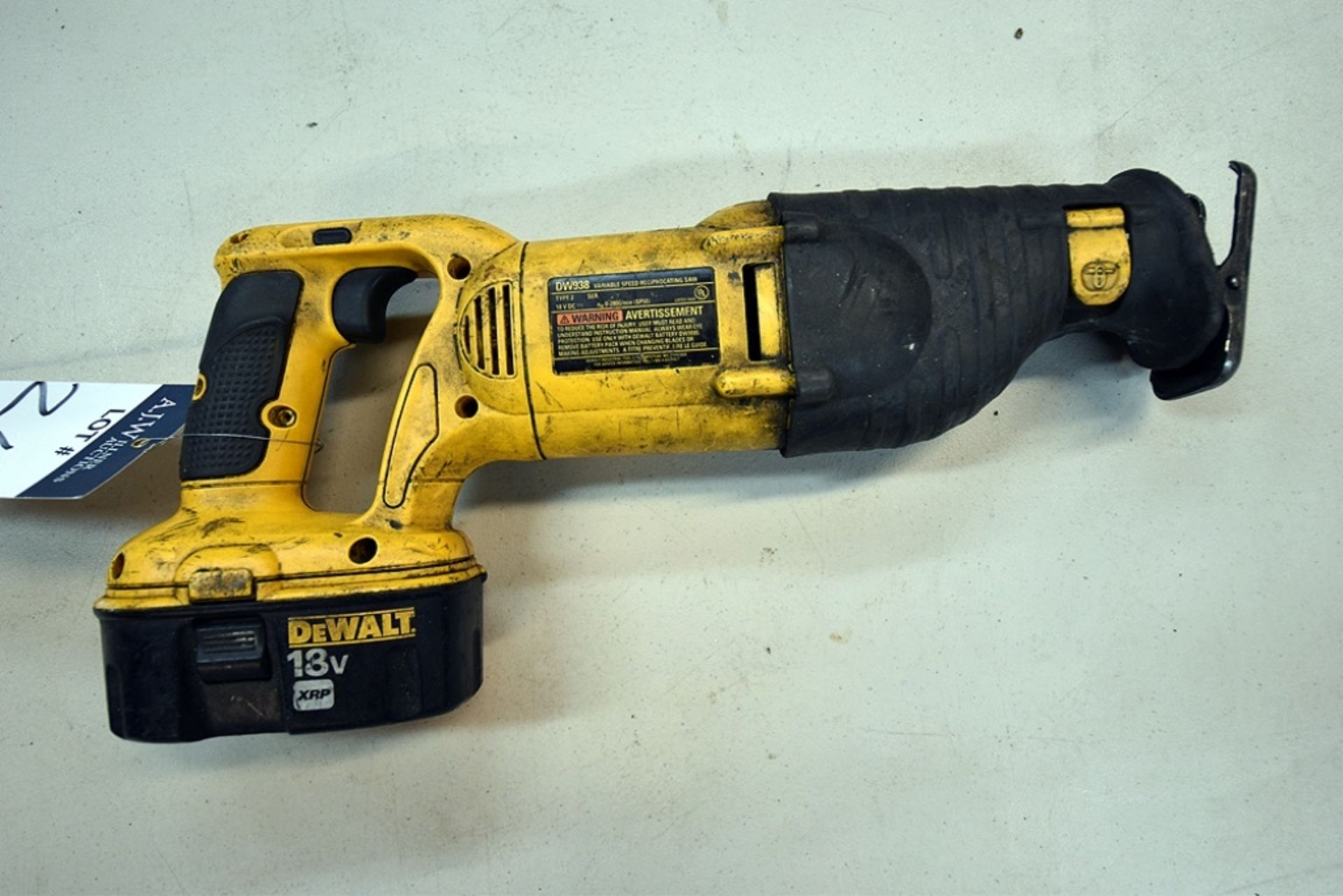 DeWalt DW938 Variable Speed Reciprocating Saw w/ (2) Batteries and (1) Charger - Image 2 of 4