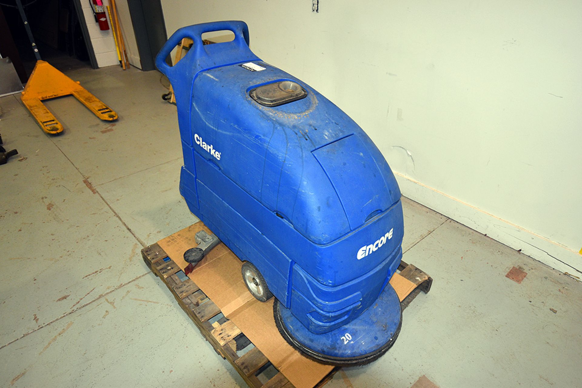 Clarke S20-Encore Floor Scrubber