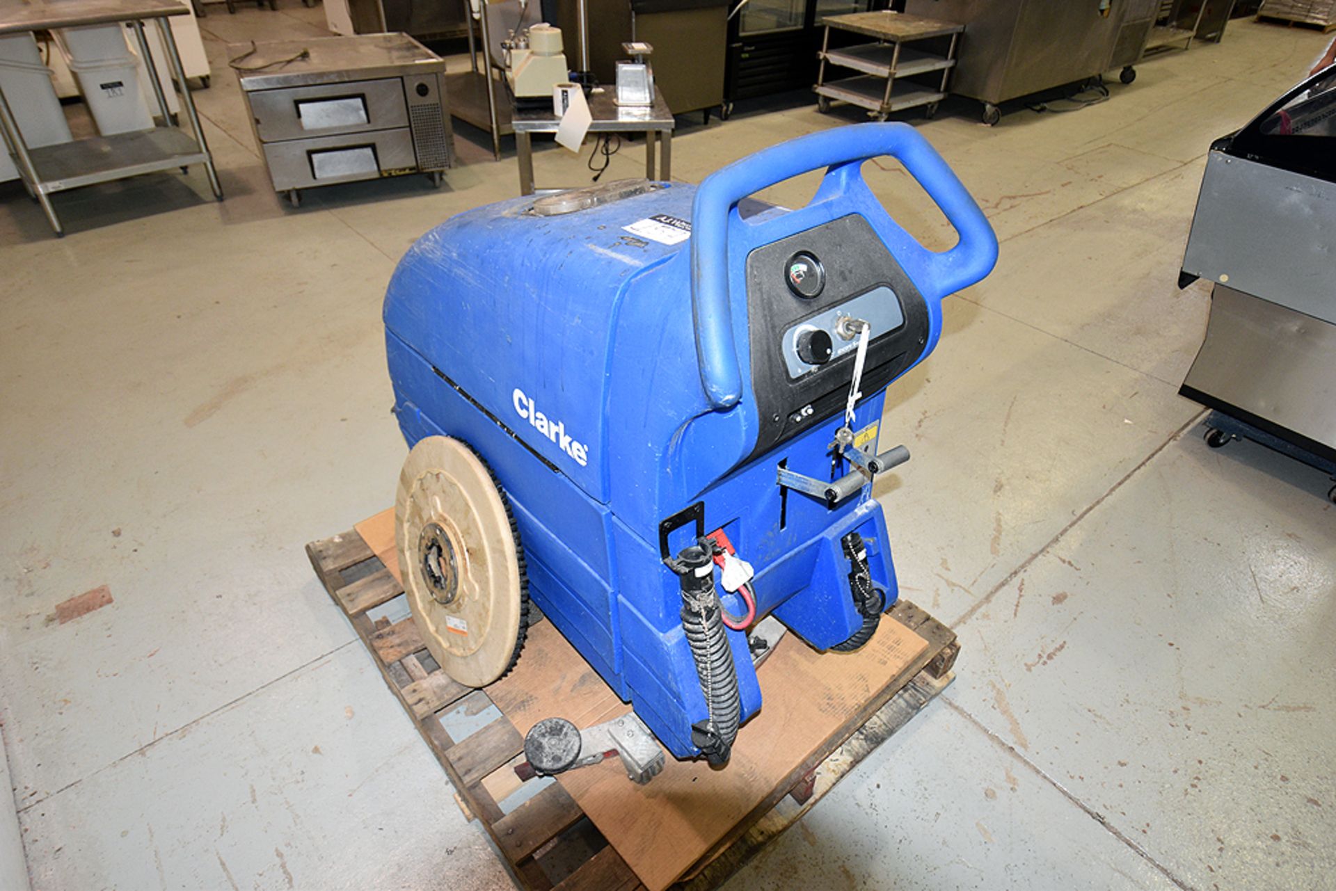 Clarke S20-Encore Floor Scrubber - Image 4 of 7