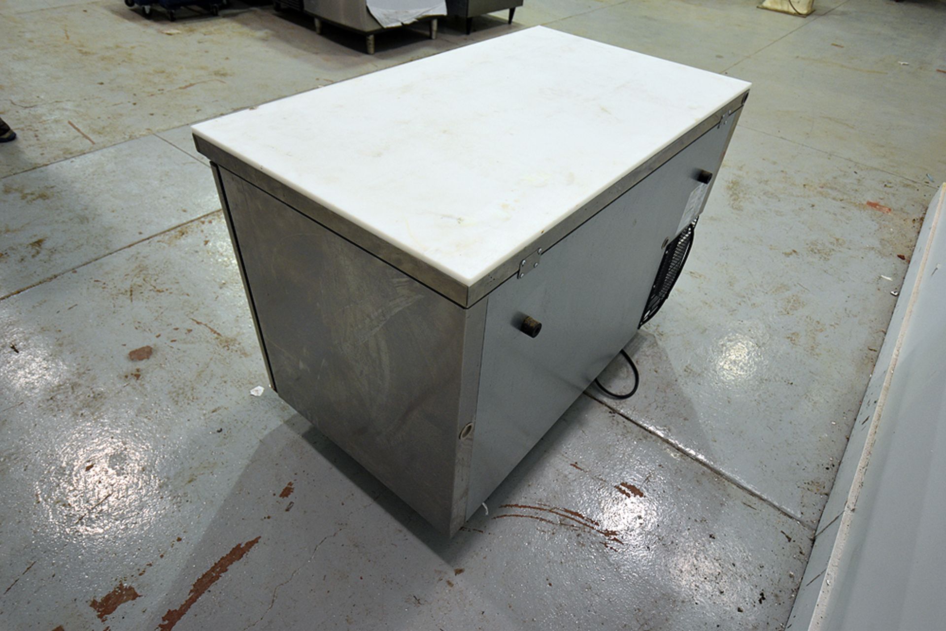 Turbo Air 2-Door S/S Refrigerated Portable Cabinet - Image 5 of 8