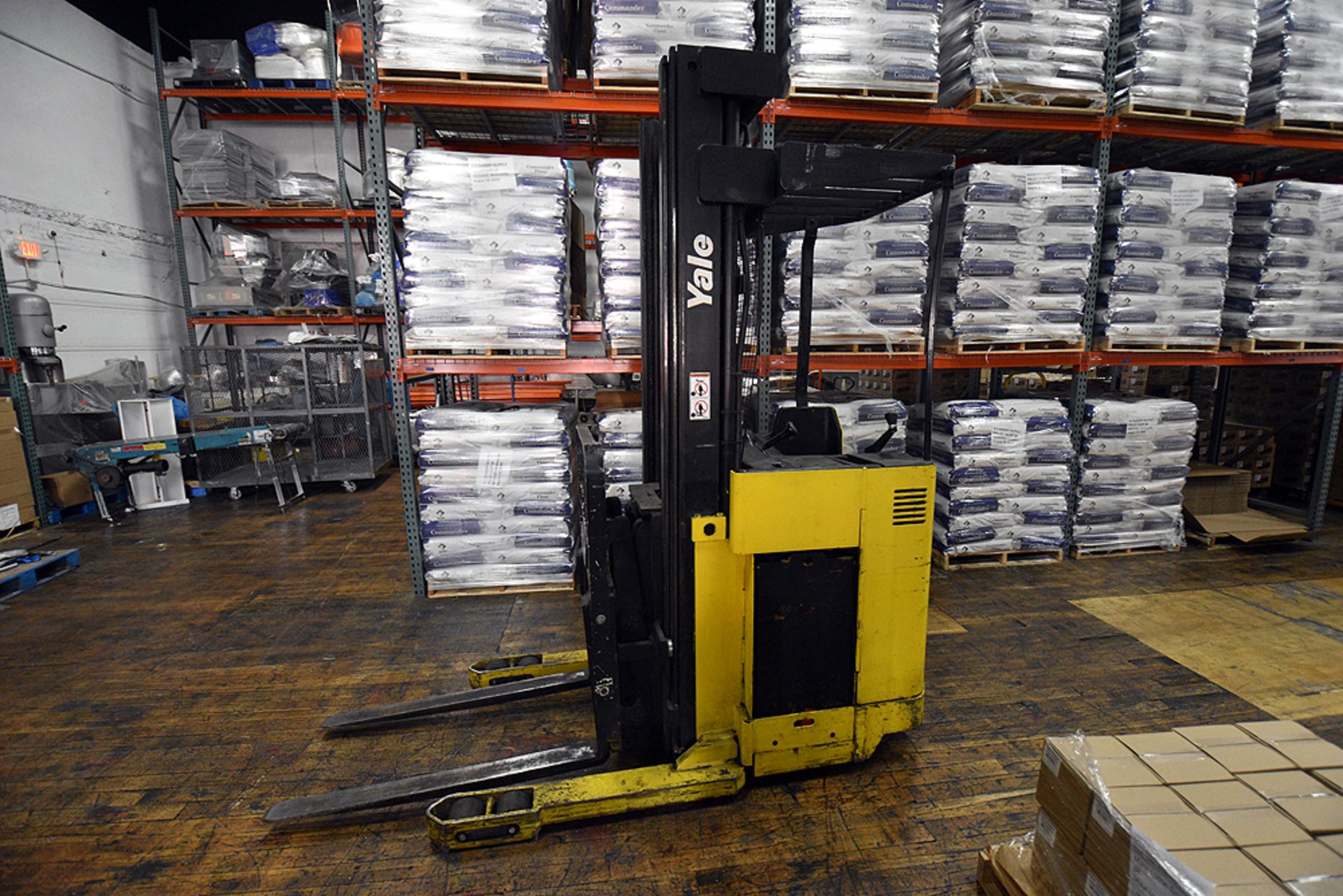 Yale Electric Double Deep Reach Truck, Lift Capacity 3,000Lbs. - Image 2 of 13