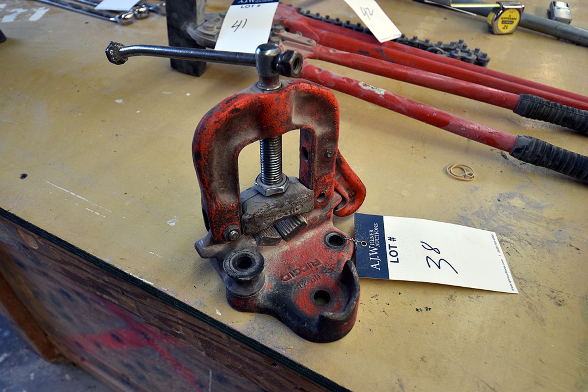 Ridgid no. 21 Bench Yoke Vise