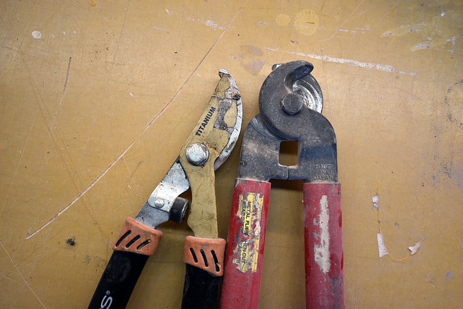 {LOT} Cable cutter & Fisker Sheer - Image 2 of 2