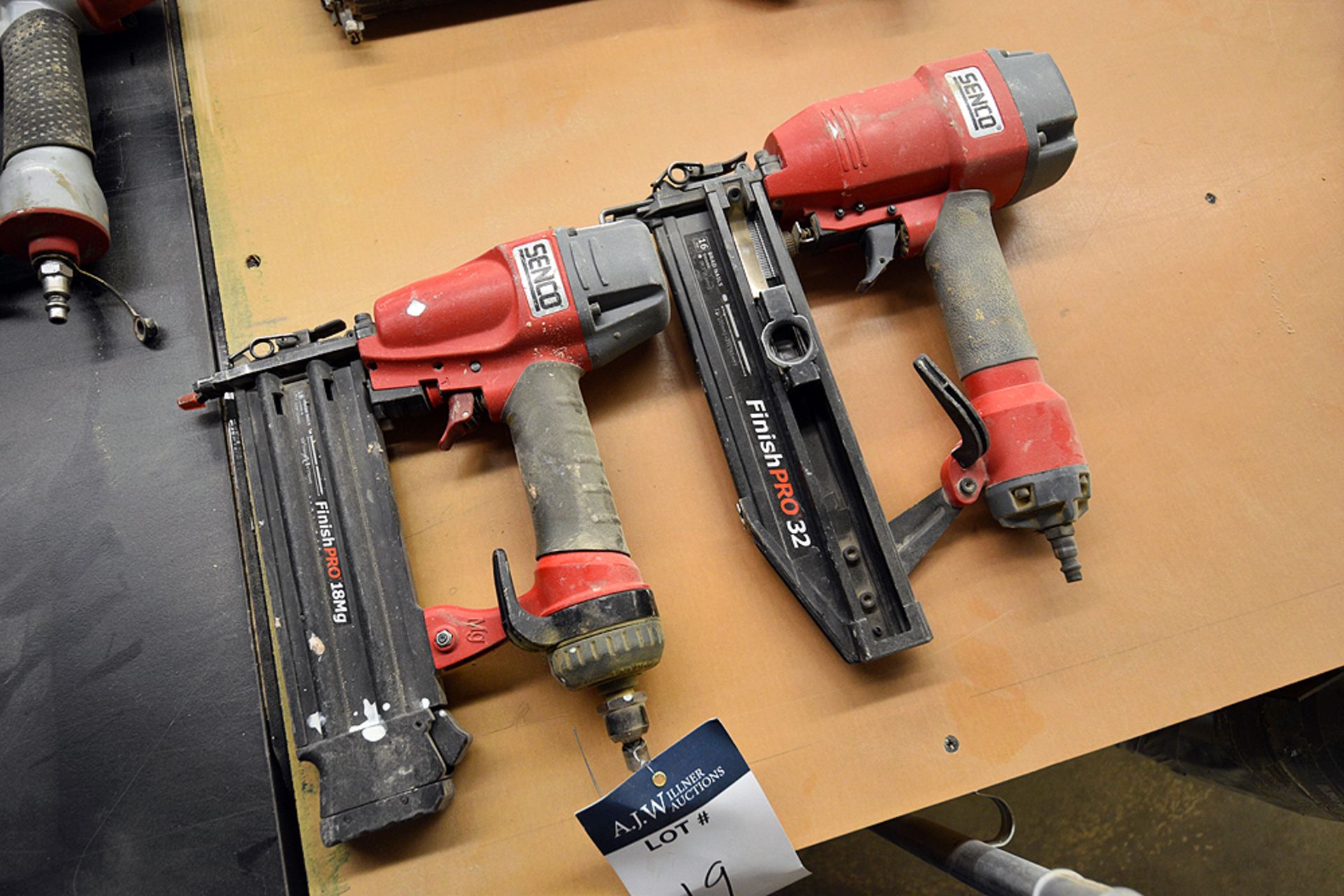 Senco Finish Pro 32 & 18 Pneumatic Nailers