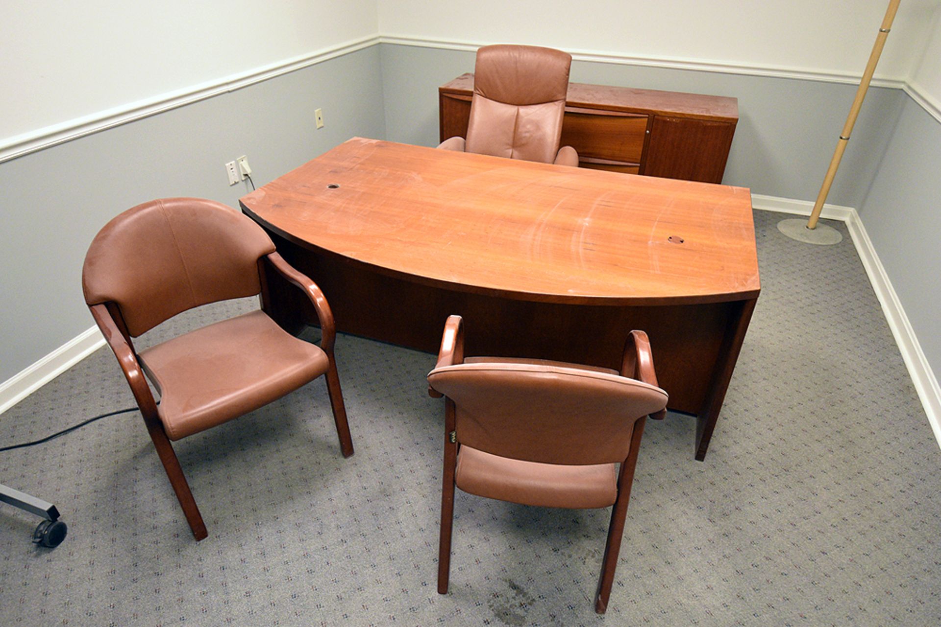 Executive Office- Desk, Chair, Cabinet & Cart