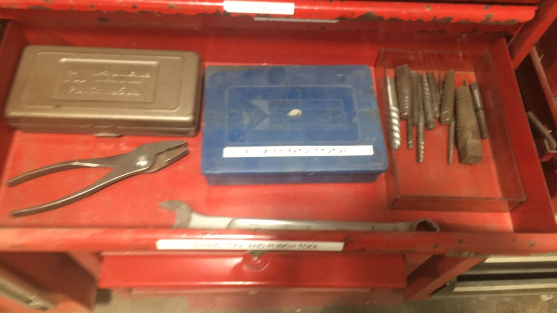 {each} Crafstman Tool Cabinet with Waterloo - Image 11 of 16